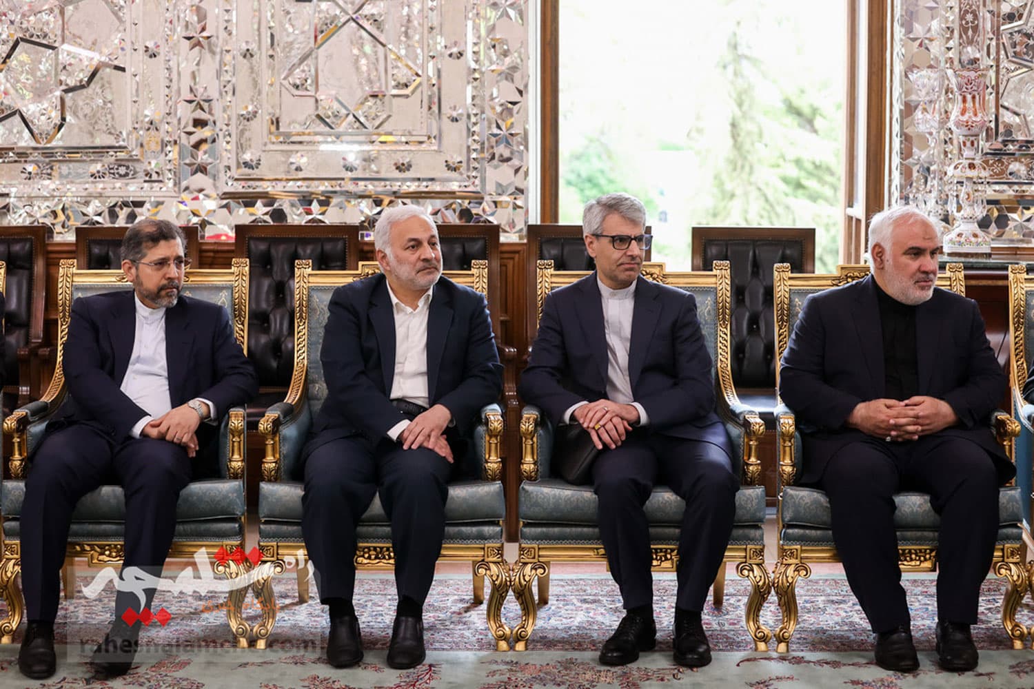 دیدار نوروزی قالیباف با مسئولان نظام +تصاویر — تصویر 79