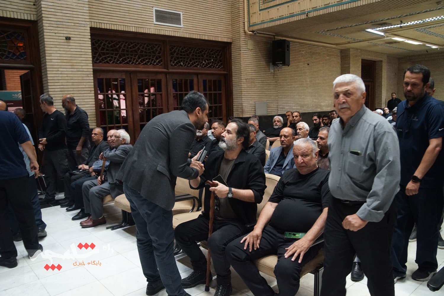 مراسم هفتمین روز درگذشت «محمدرضا درجاتی» +تصاویر — تصویر 48