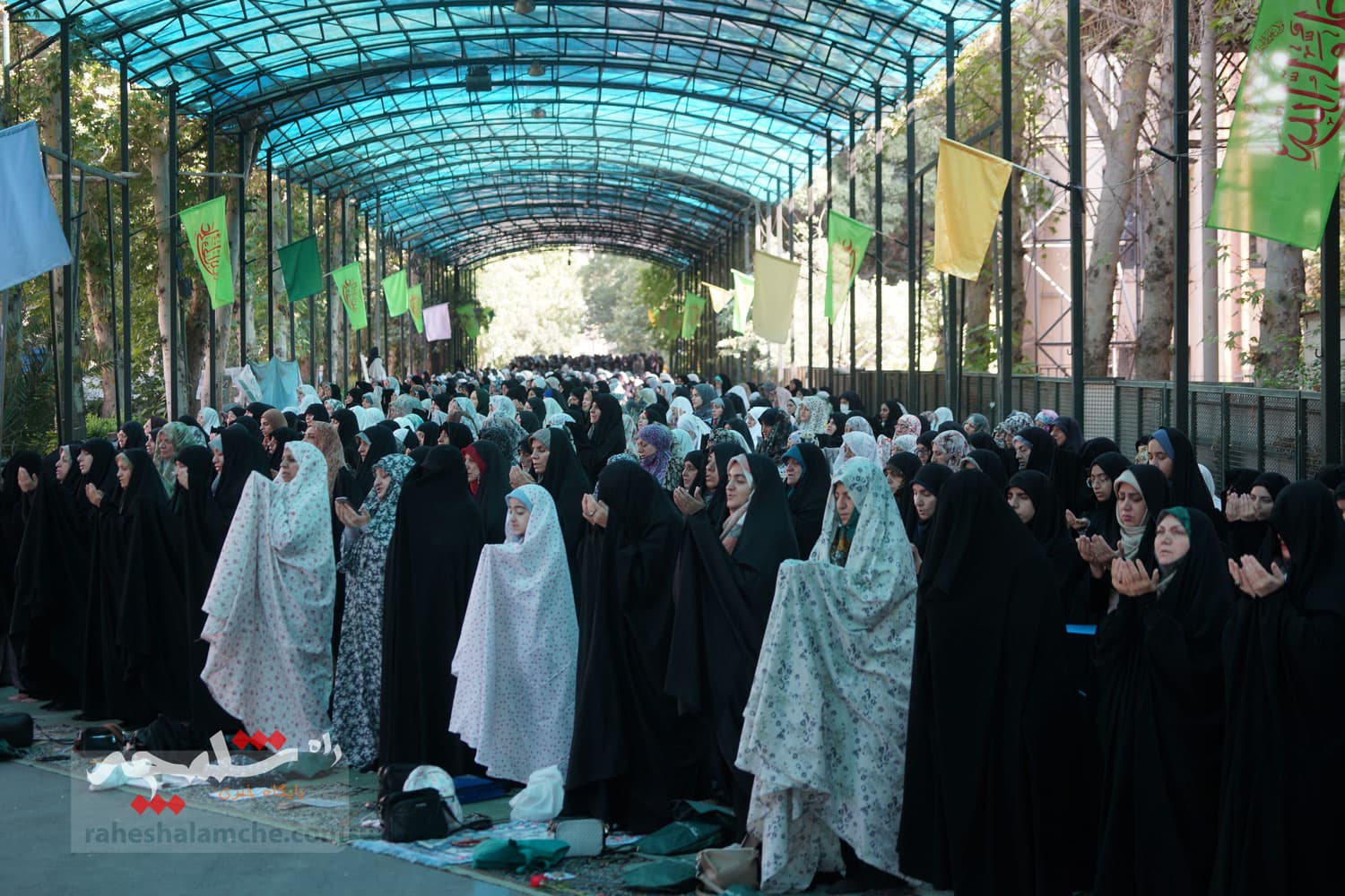 نماز عید قربان در دانشگاه تهران برگزار شد +تصاویر — تصویر 73