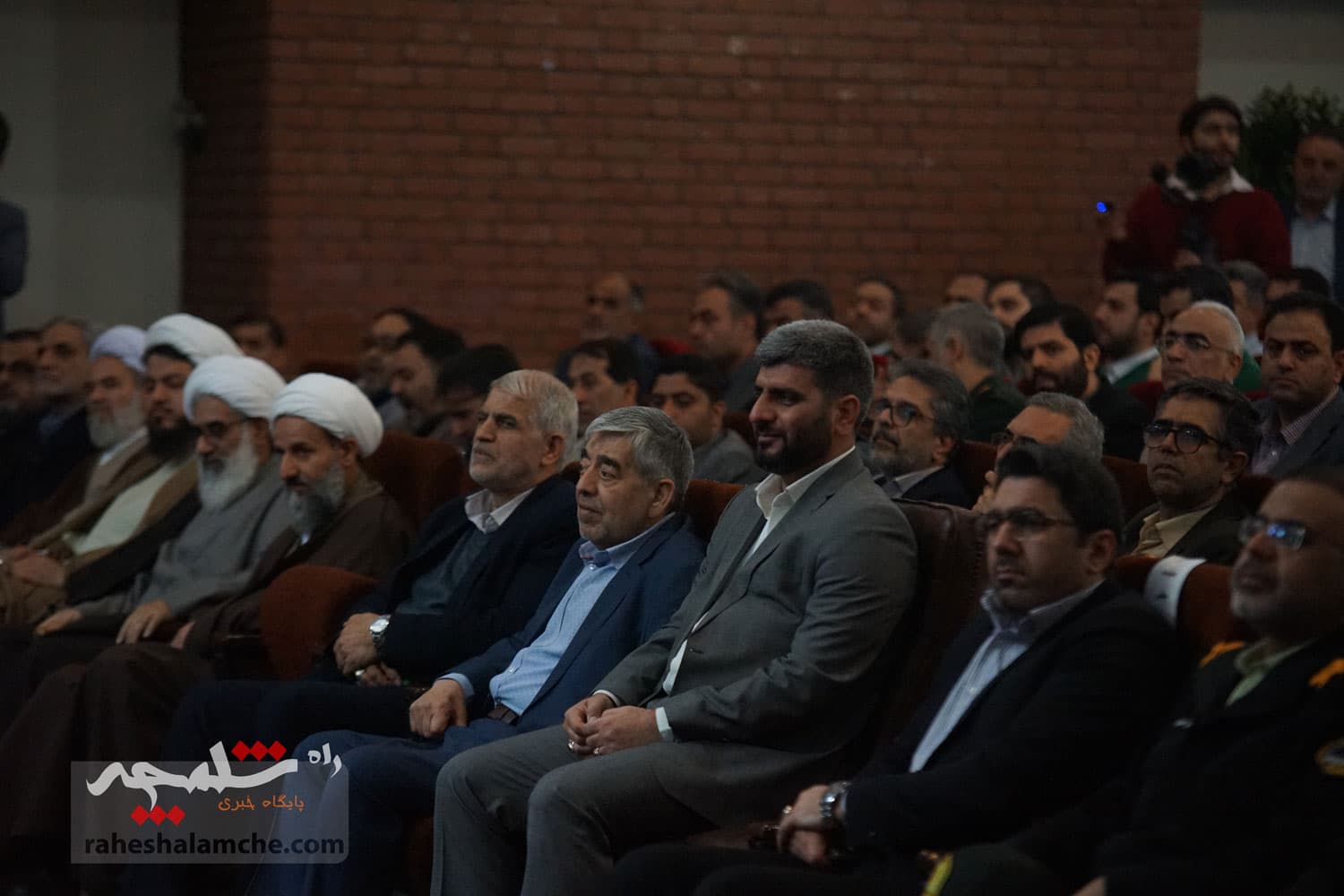 گزارش تصویری کامل سفر پزشکیان جنوب شرق تهران — تصویر 63