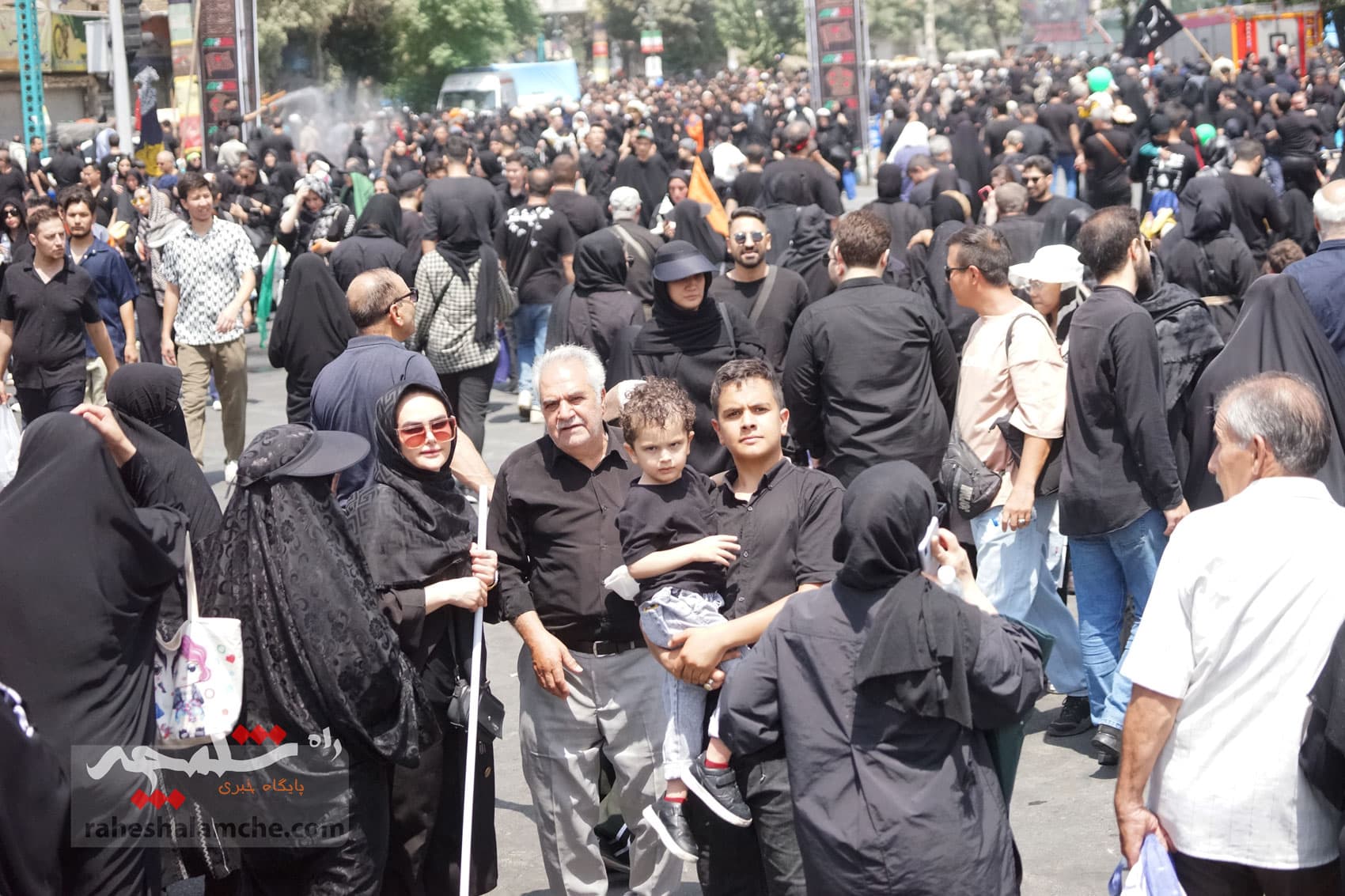 جاماندگان پیاده اربعین حسینی در تهران +تصاویر — تصویر 59