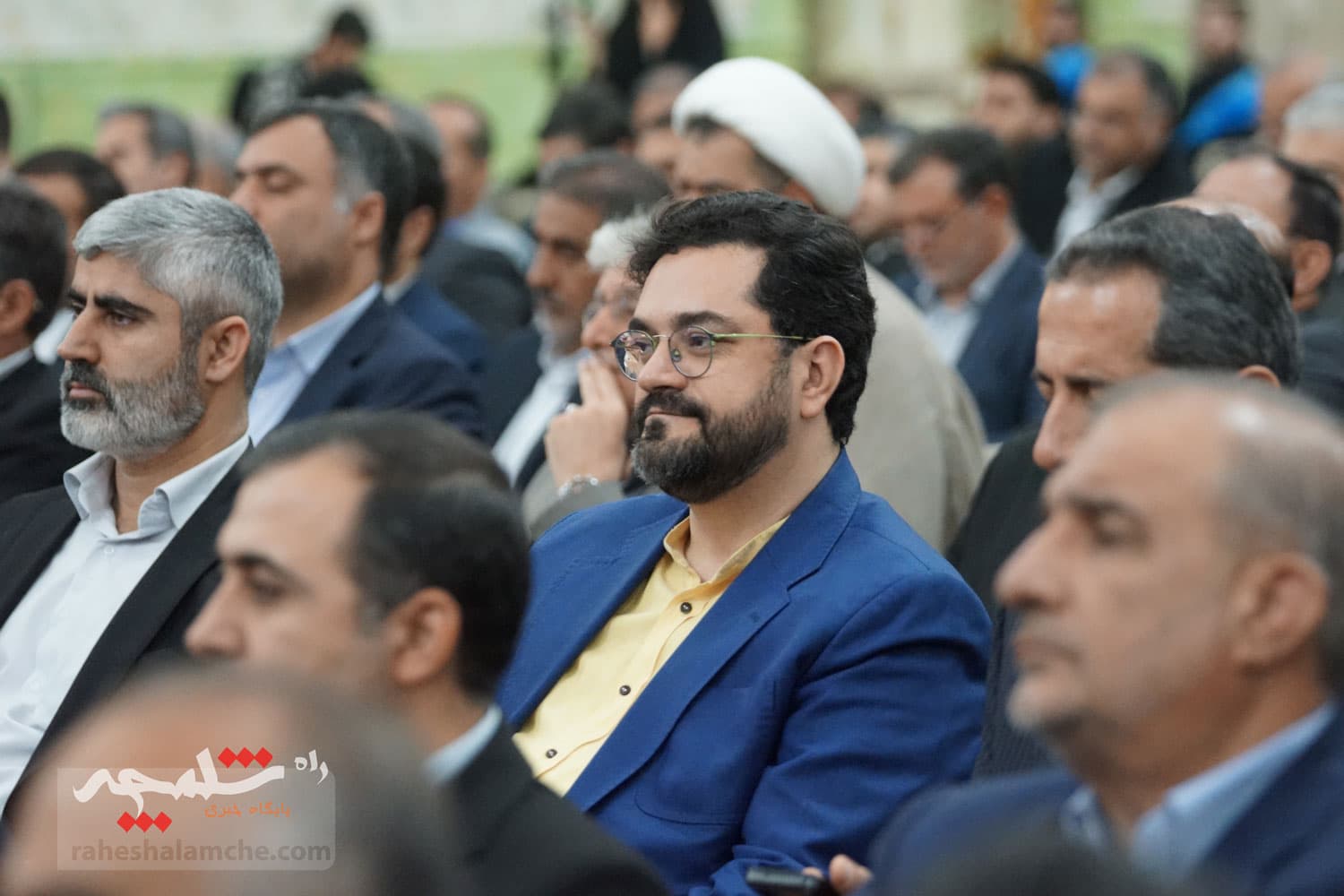 حضور نمایندگان مجلس در حرم امام خمینی(ره) +تصاویر — تصویر 37