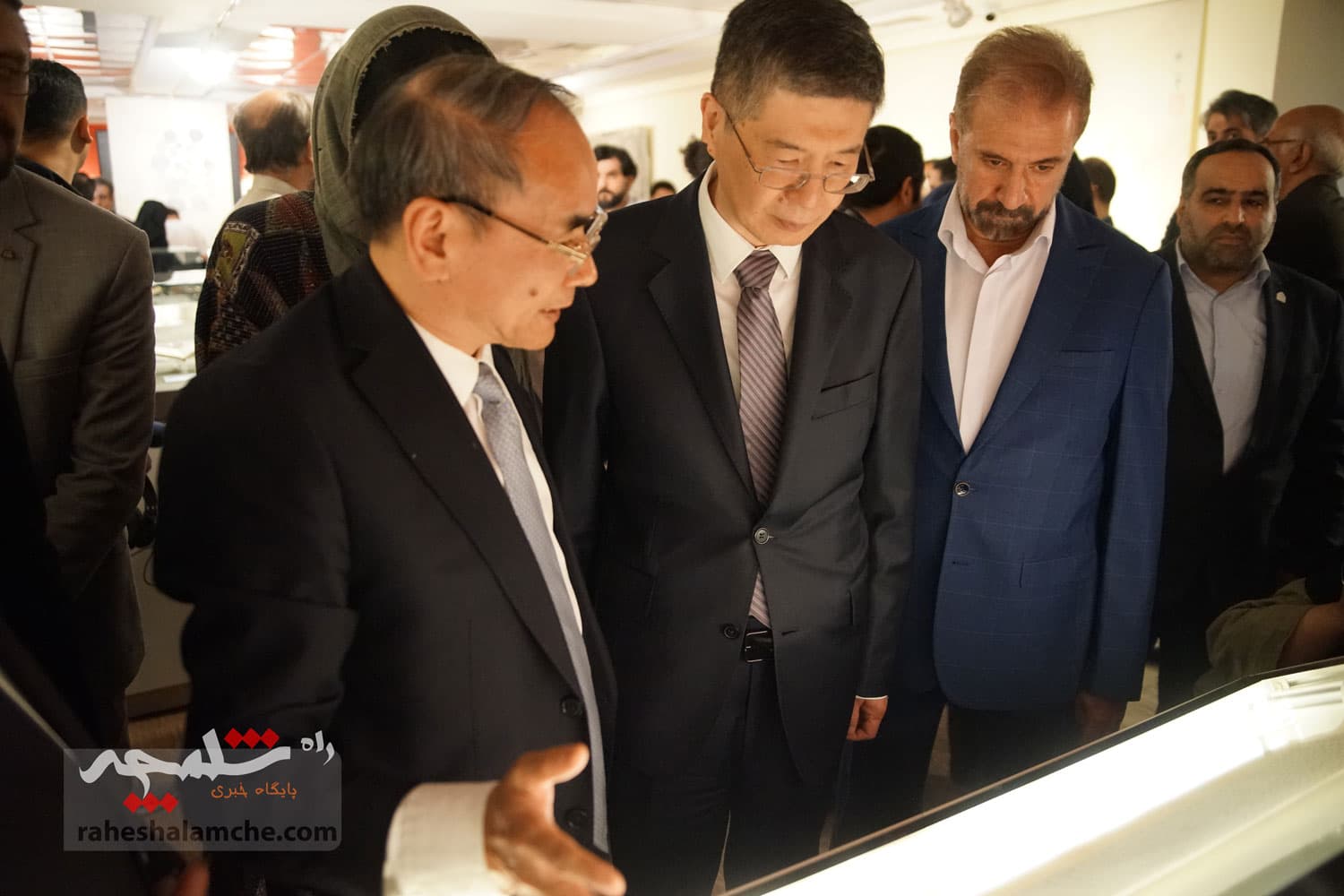 افتتاح نمایشگاه «ابرهای بیپایان جاده ابریشم» در موزه ملک چه گذشت؟ +تصاویر — تصویر 42