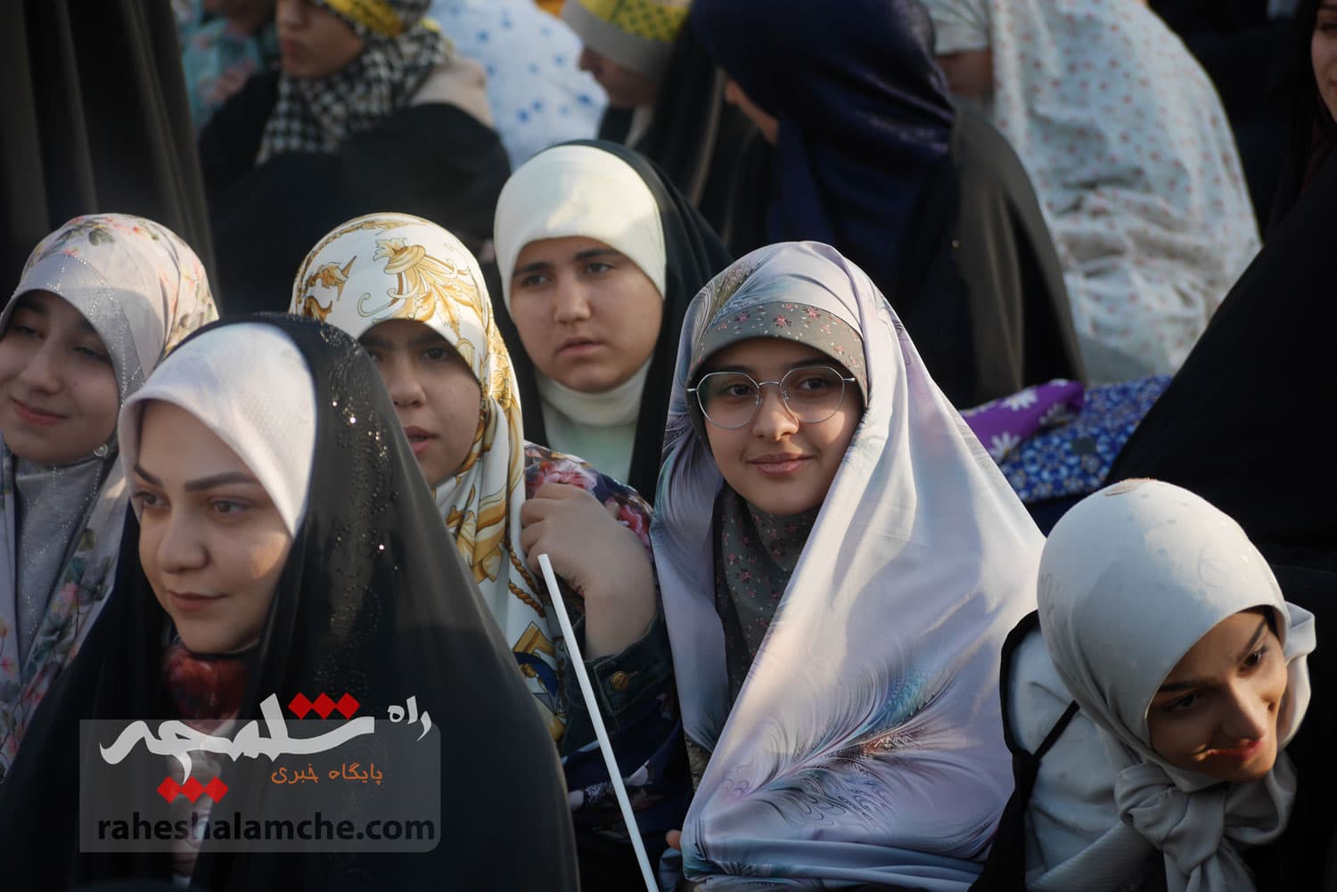 گزارش تصویری اختصاصی راه شلمچه از نماز عید فطر به امامت رهبر انقلاب — تصویر 21