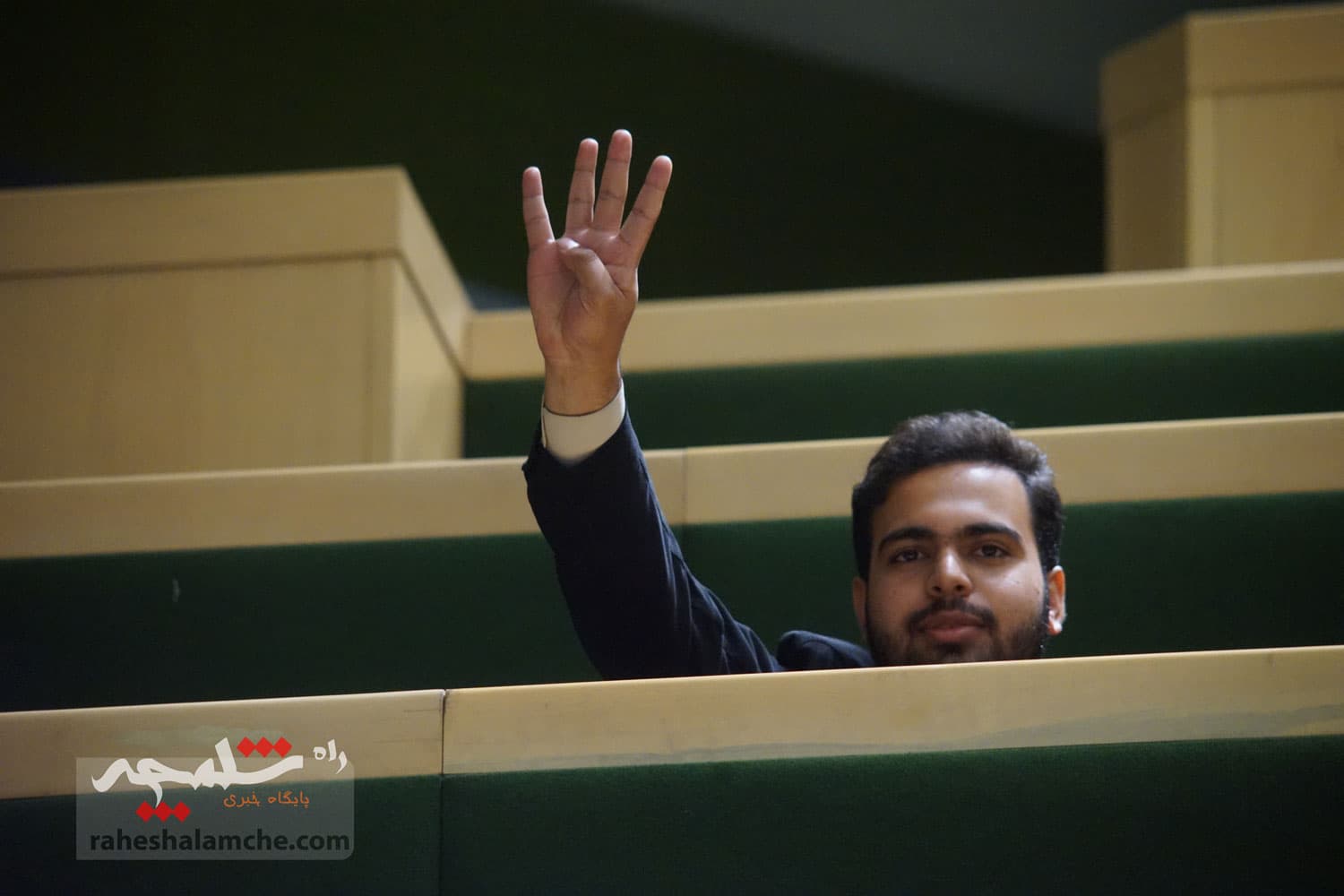 گزارش تصویری کاملا متفاوت از صحن علنی مجلس — تصویر 96