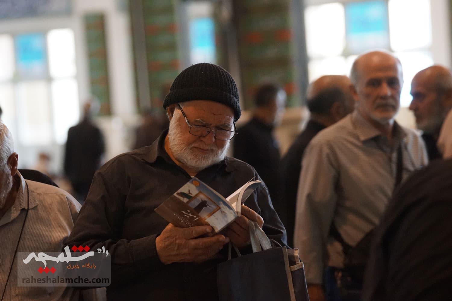 نماز جمعه این هفته تهران برگزار شد +تصاویر — تصویر 21