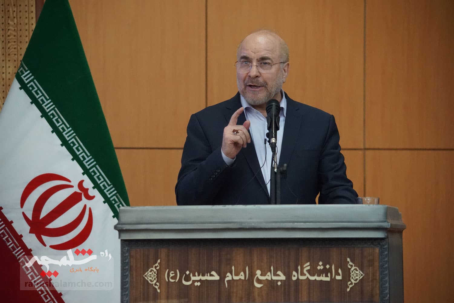 تجلیل از منتخبان جشنواره پژوهشی و فناوری در دانشگاه جامع امام حسین(ع) +تصاویر — تصویر 68