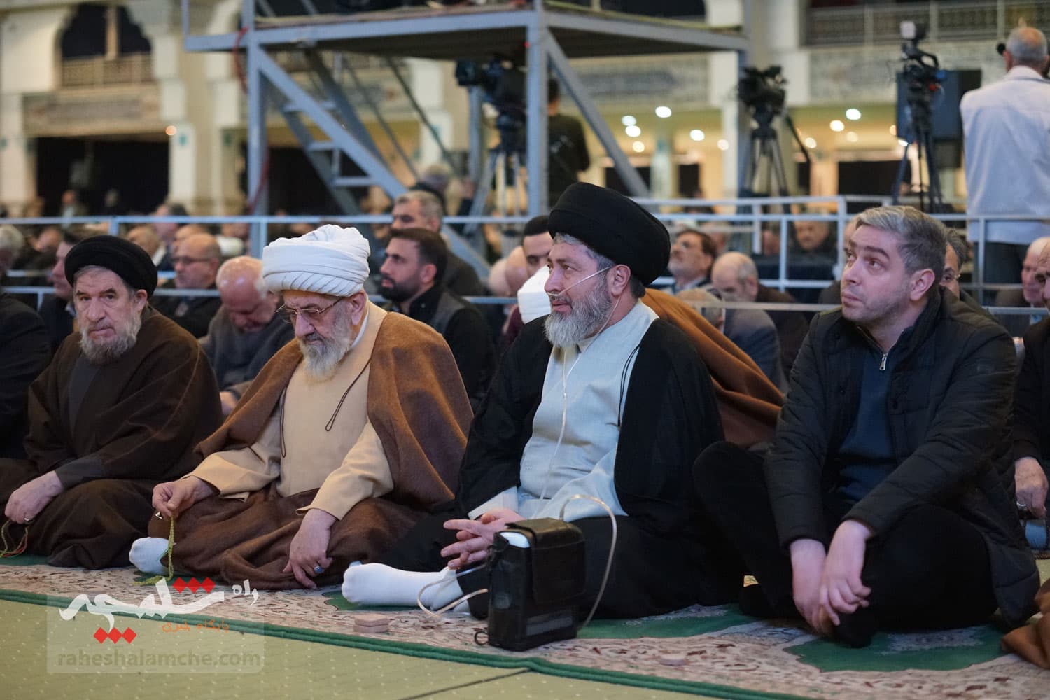 نماز جمعه تهران در آستانه ماه مبارک رمضان برگزار شد +تصاویر — تصویر 68