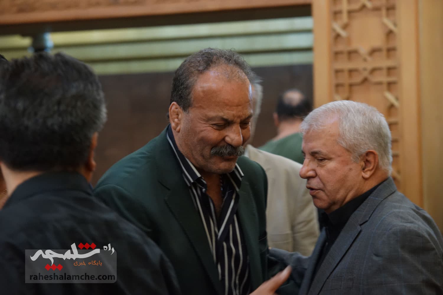 مراسم ختم پدر خداداد عزیزی چه کسانی بودند؟ +تصاویر(1) — تصویر 20