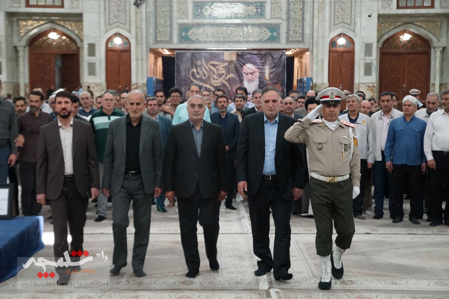 تجدید میثاق کارکنان شرکت دخانیات ایران با آرمانهای امام خمینی(ره) +تصاویر — تصویر 8