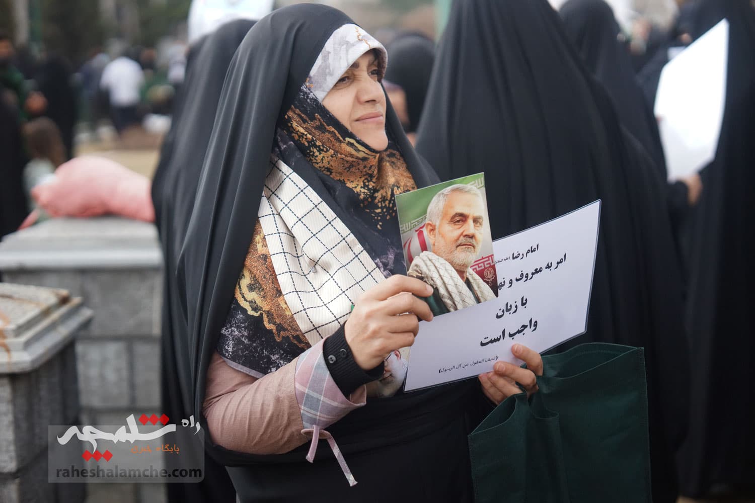گزارش تصویری از تجمع مردمی امروز حامیان حجاب مقابل مجلس — تصویر 19