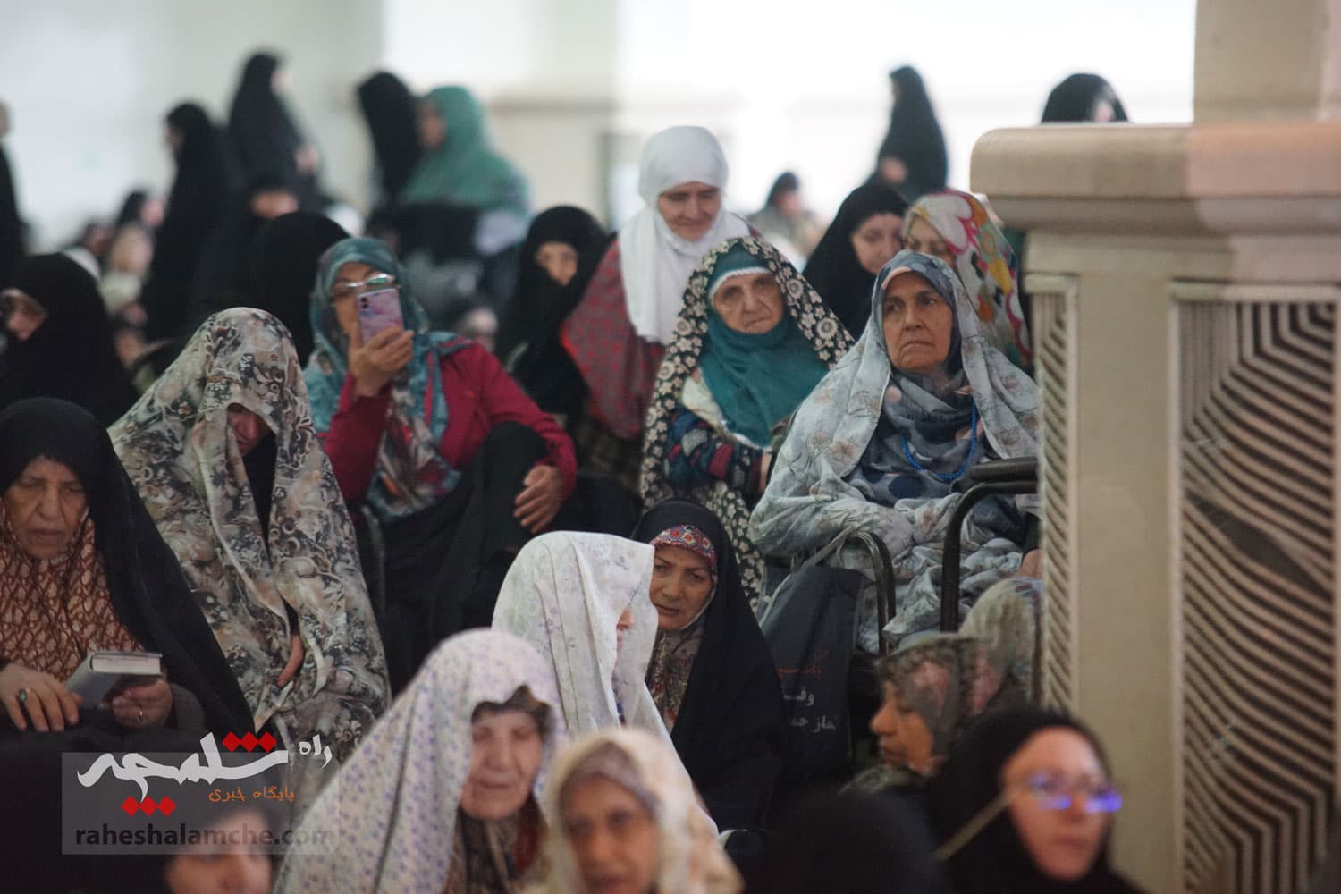 آخرین نماز جمعه تهران در سال 403 برگزار شد+تصاویر — تصویر 39