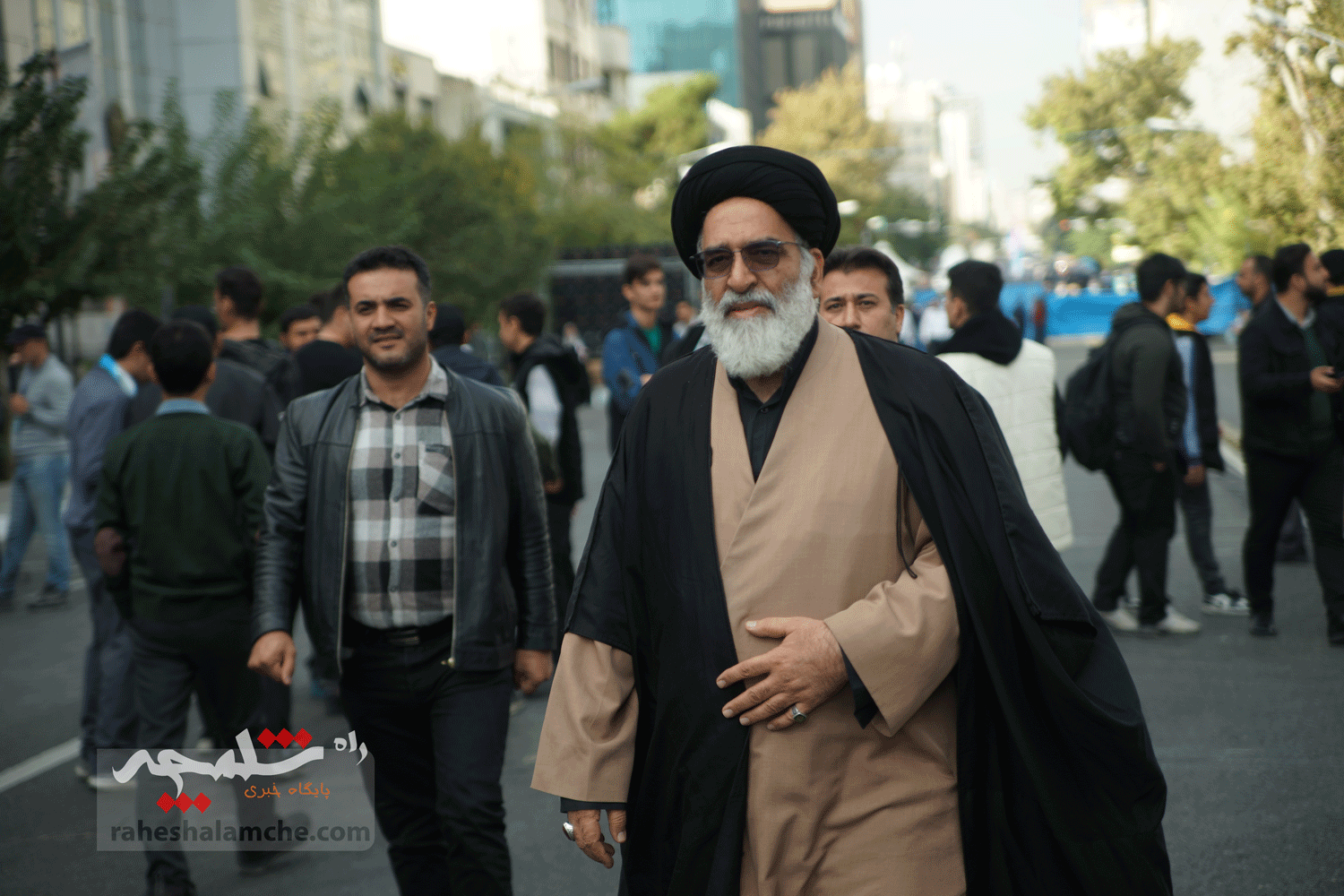 خشم مردم تهران علیه آمریکا و اسرائیل در «یومالله 13 آبان» +تصاویر — تصویر 8