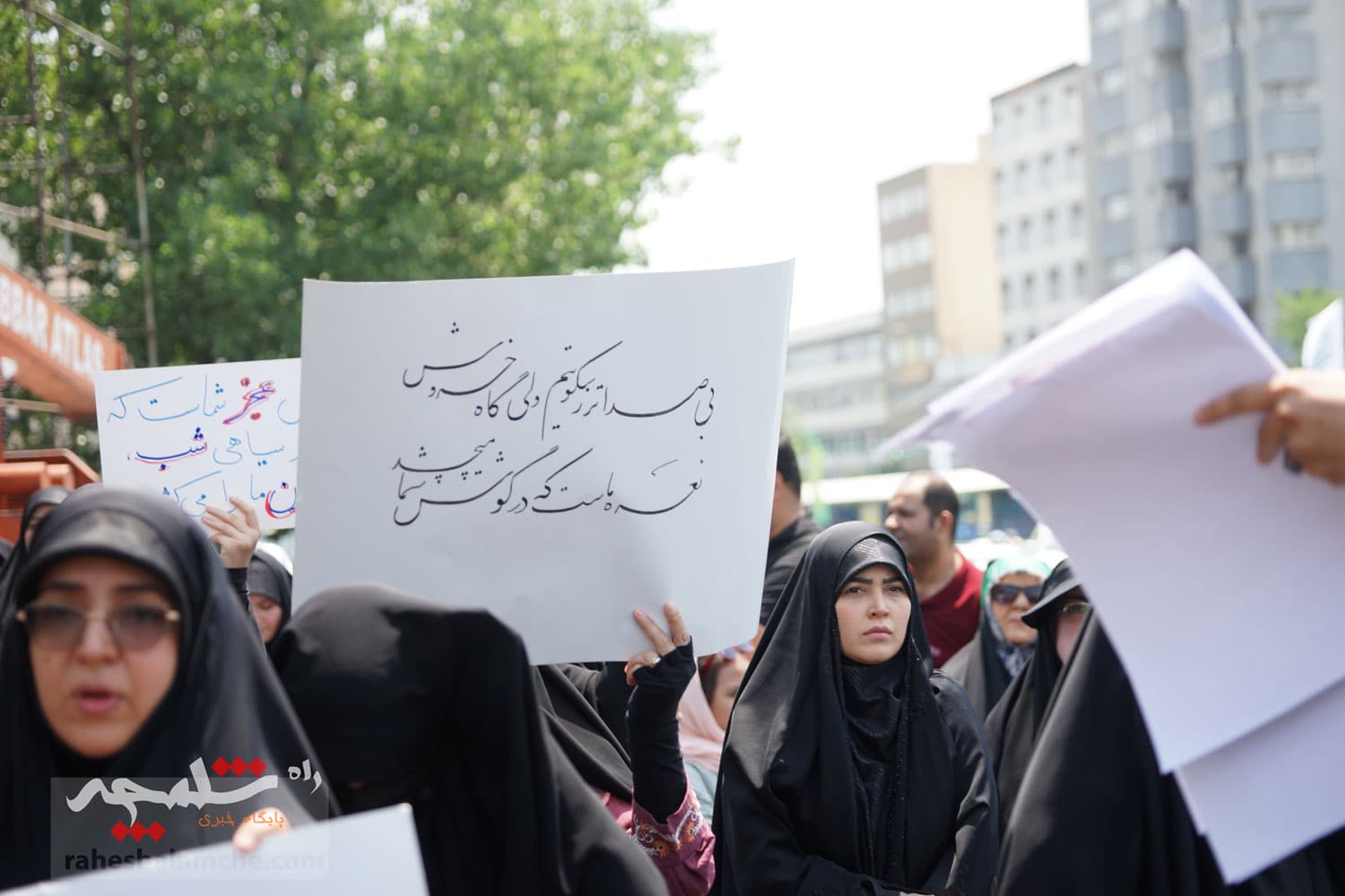 تجمع مردم تهران در محکومیت اقدام رژیم پلید صهیونیستی +تصاویر — تصویر 3