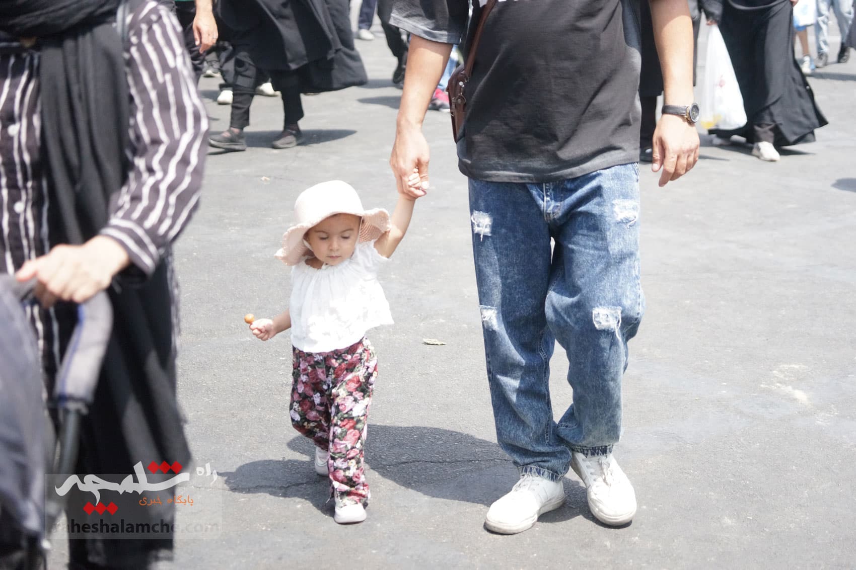 جاماندگان پیاده اربعین حسینی در تهران +تصاویر — تصویر 19