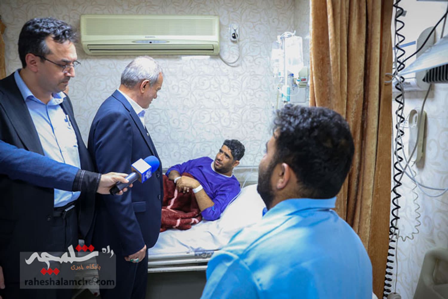حضور پزشکیان در بندرعباس و اسکله شهید رجایی +تصاویر — تصویر 33