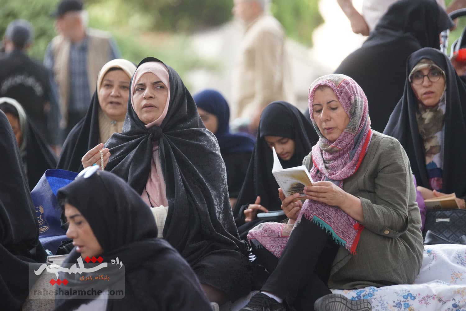 مراسم دعای عرفه در مصلی امام خمینی(ره) برگزار شد +تصاویر — تصویر 5