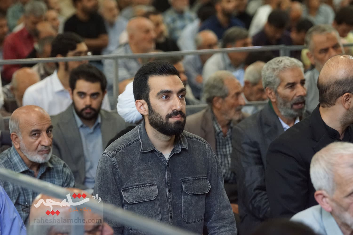 نماز جمعه تهران برگزار شد +تصاویر — تصویر 37
