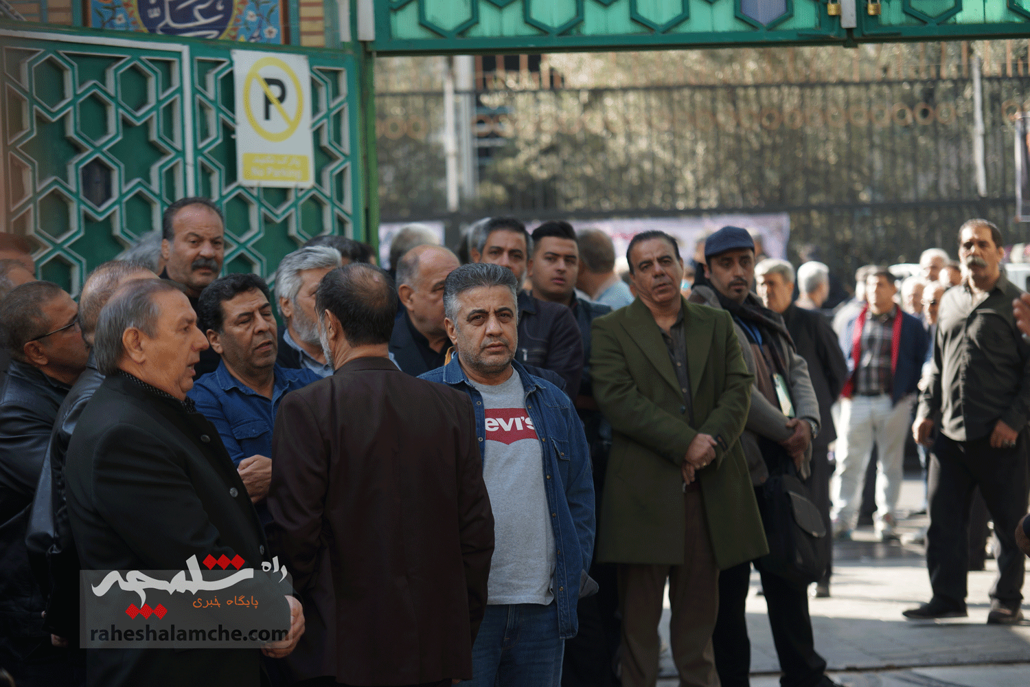 پیکر علیاکبر سفیدگران تشییع شد +تصاویر — تصویر 55