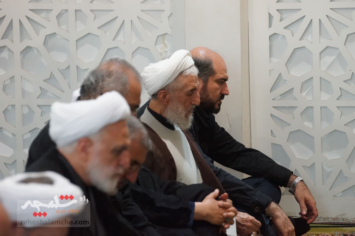 نماز جمعه تهران در اولین روز ماه محرم حسینی برگزار شد +تصاویر — تصویر 40