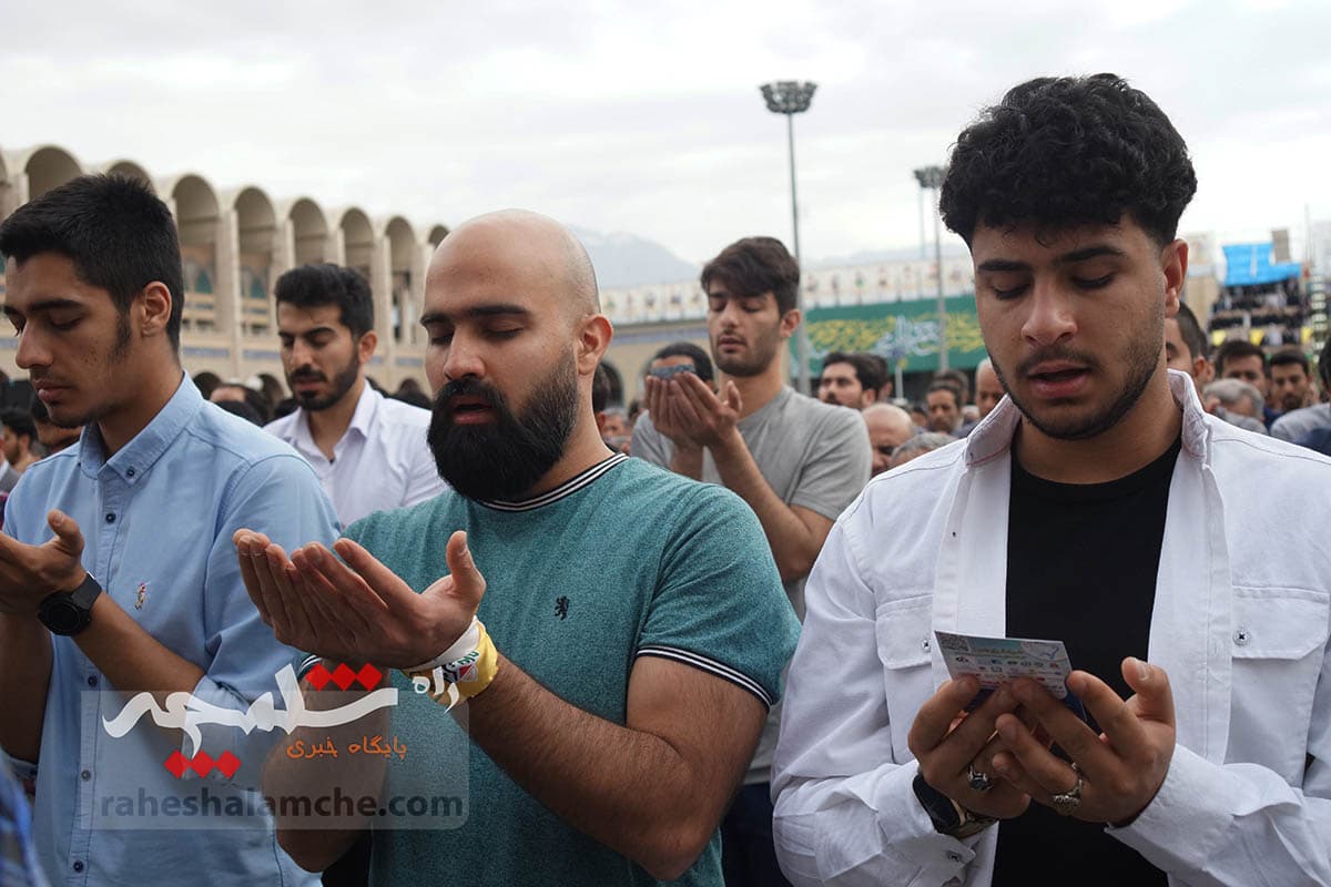 گزارش تصویری نماز عید فطر در مصلی امام خمینی(ره) تهران(2) — تصویر 23