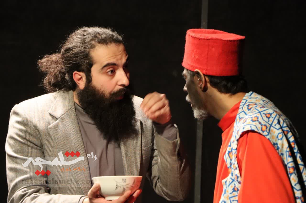 شقایق عوض زاده با «بچه ارباب» به صحنه آمد +تصاویر — تصویر 9