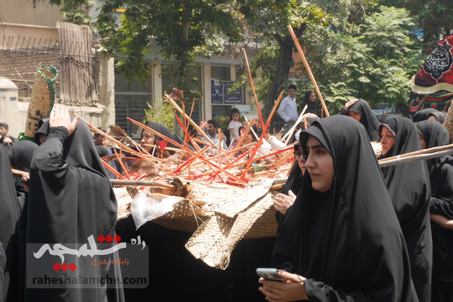 دسته عزادارای خاص در تهران +تصاویر — تصویر 68