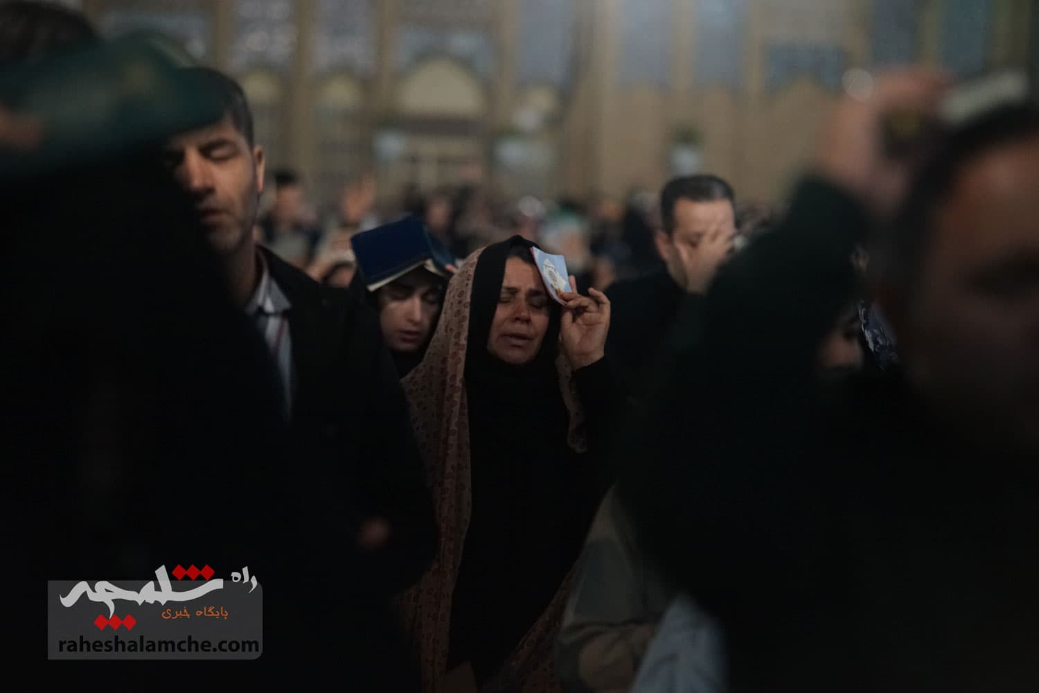 طنین نجوای «الهی العفو» دومین شب قدر در حرم عبدالعظیم حسنی(ع) +تصاویر — تصویر 86