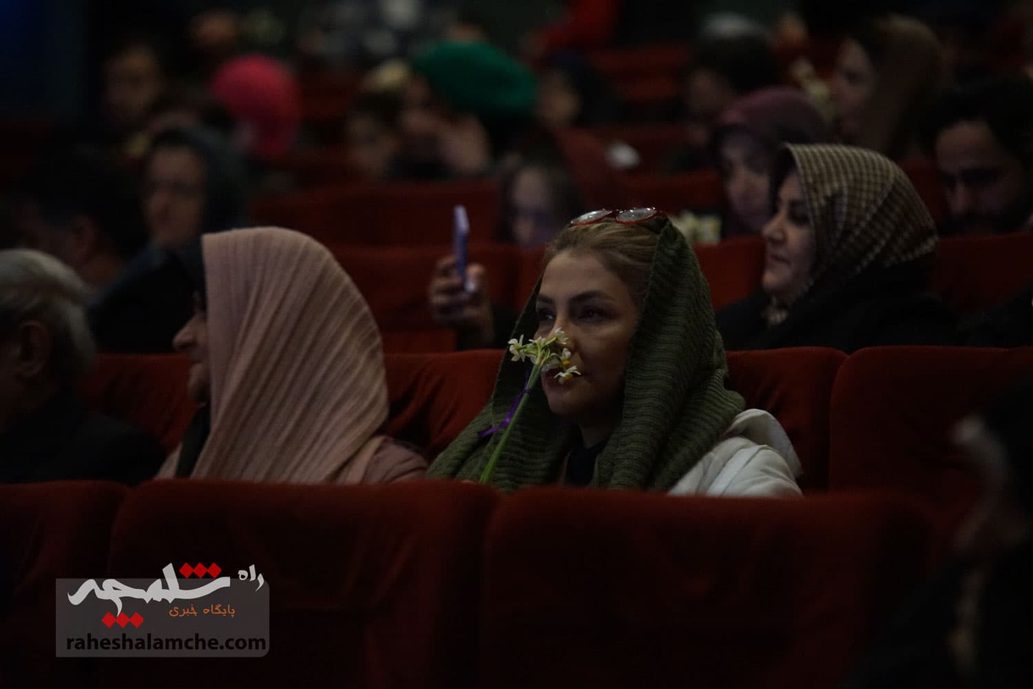 آئین رونمایی مستند سینمایی «آتش و گلستان» +تصاویر — تصویر 22
