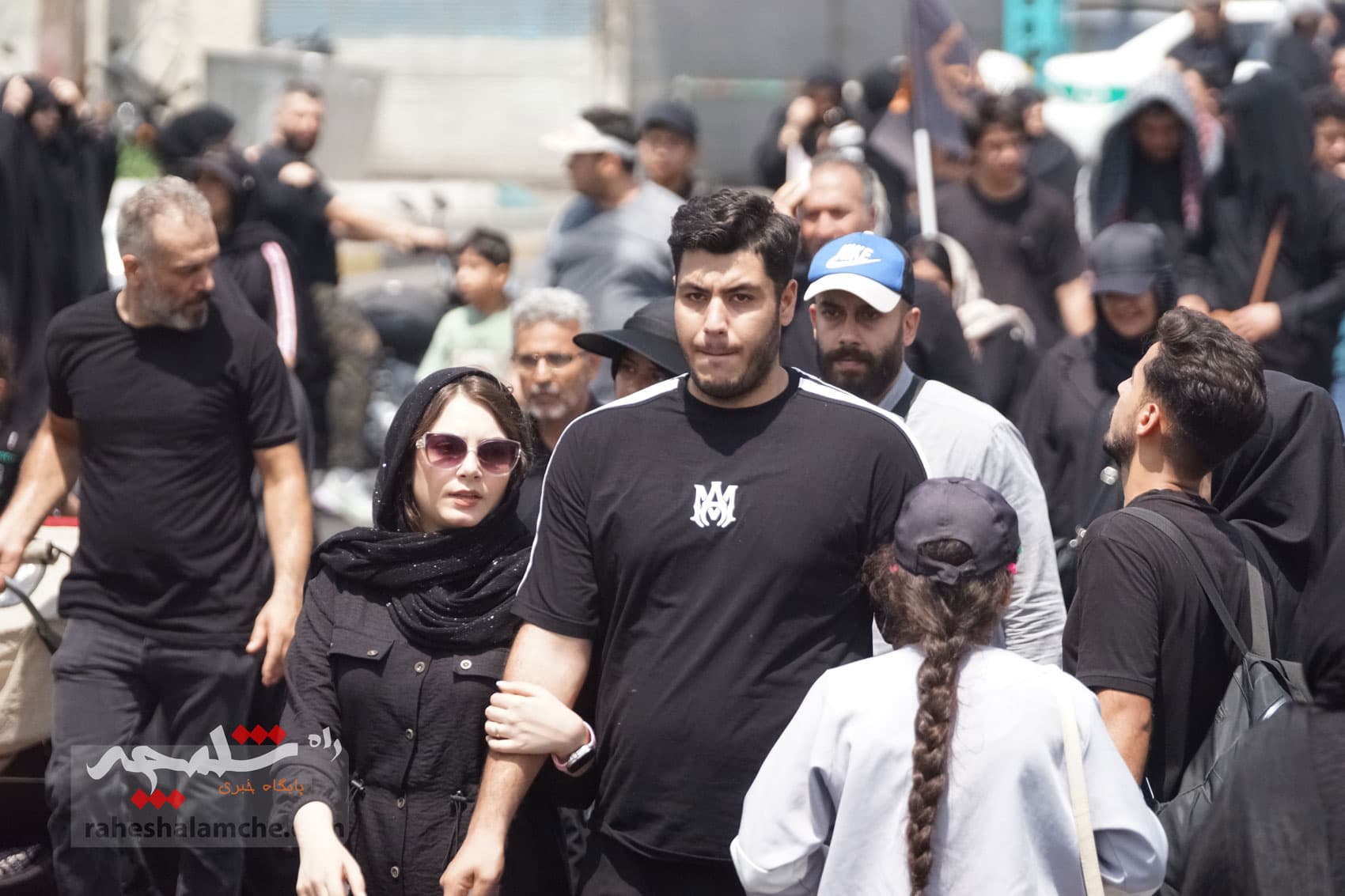 جاماندگان پیاده اربعین حسینی در تهران +تصاویر — تصویر 68