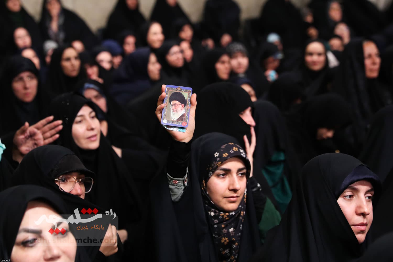 دیدار هزاران کارگر با رهبر انقلاب +تصاویر — تصویر 30