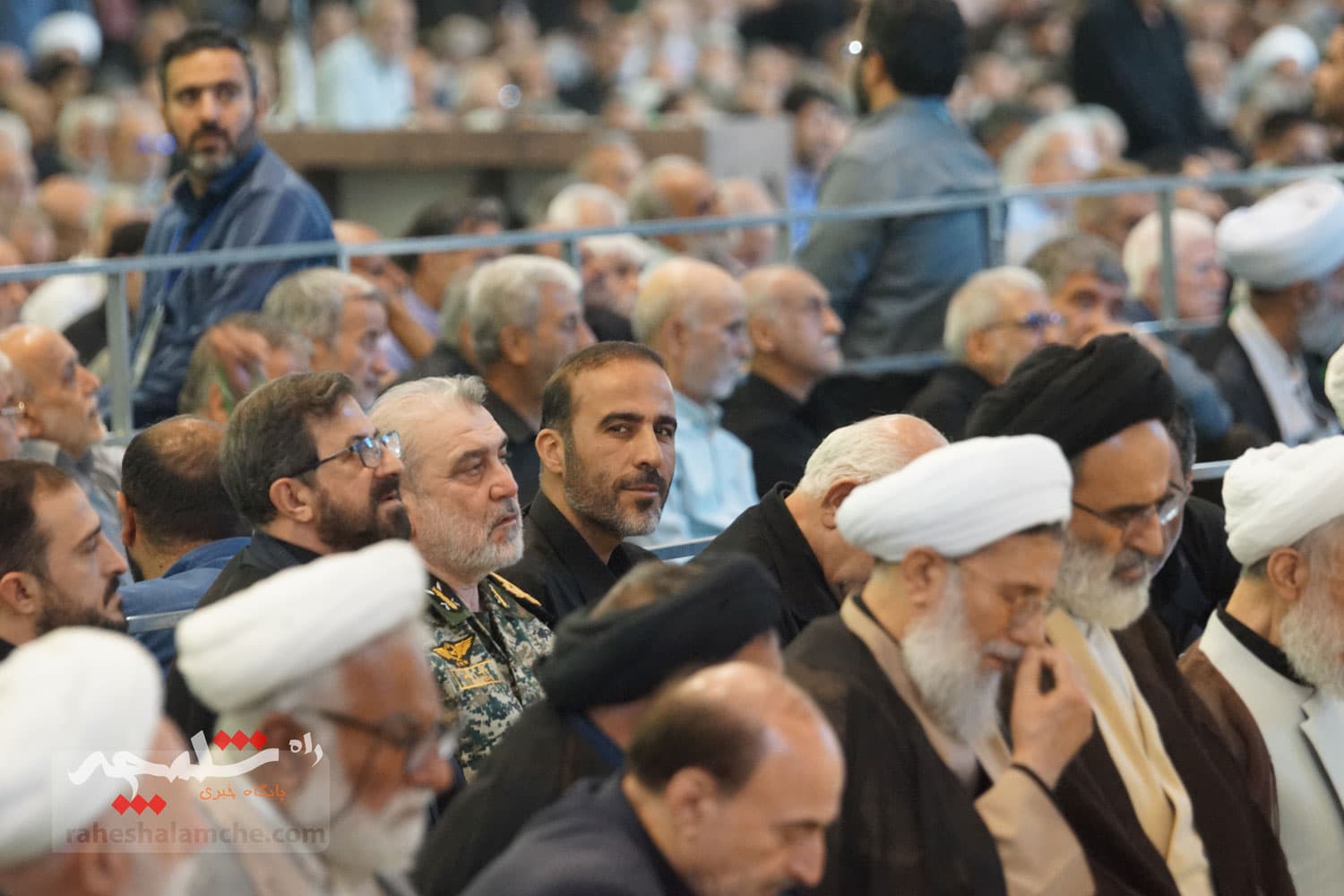 نماز جمعه این هفته تهران برگزار شد +تصاویر — تصویر 62