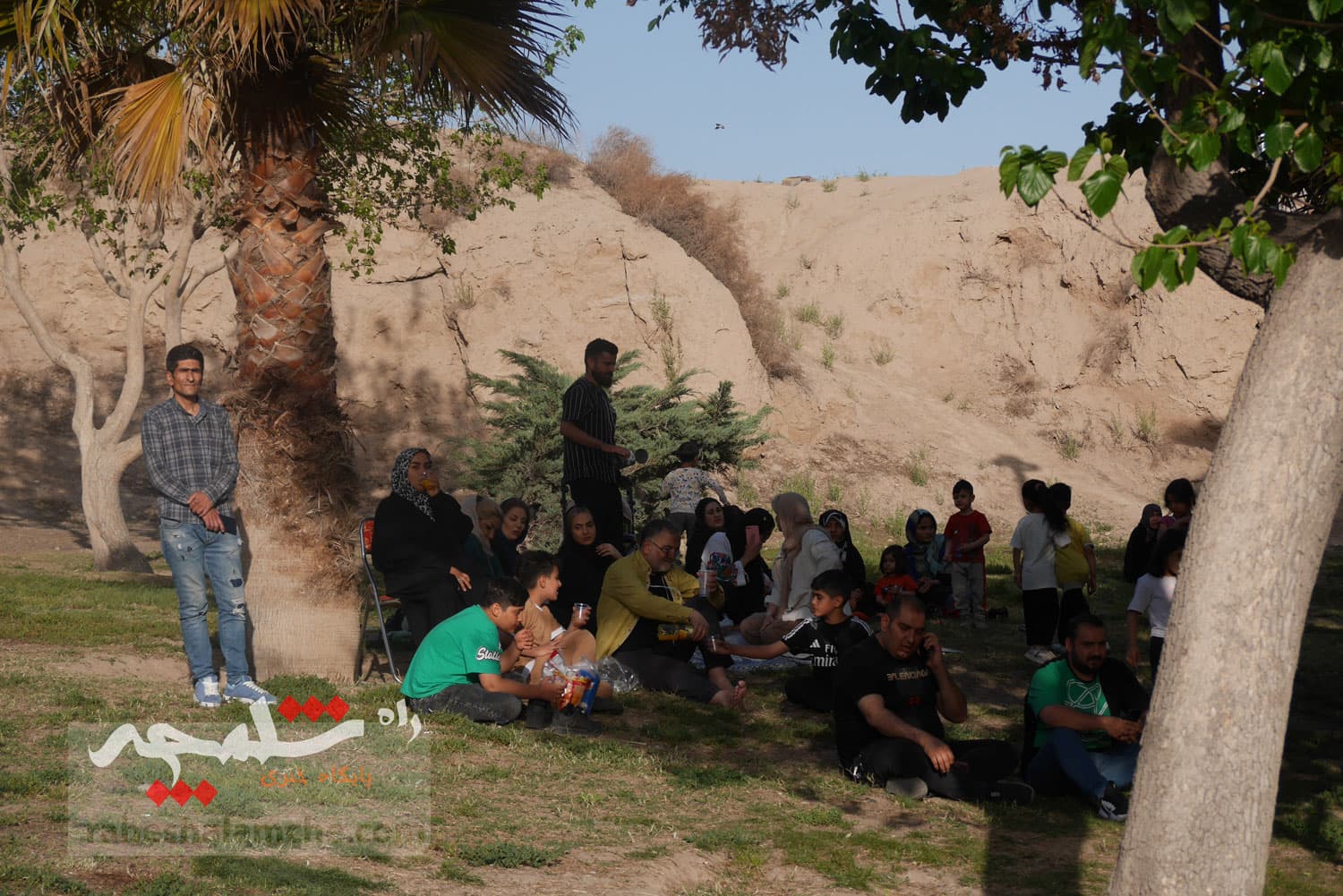 مراسم استقبال از کوهنوردان اورست در چشمهعلی شهر ری +تصاویر — تصویر 39