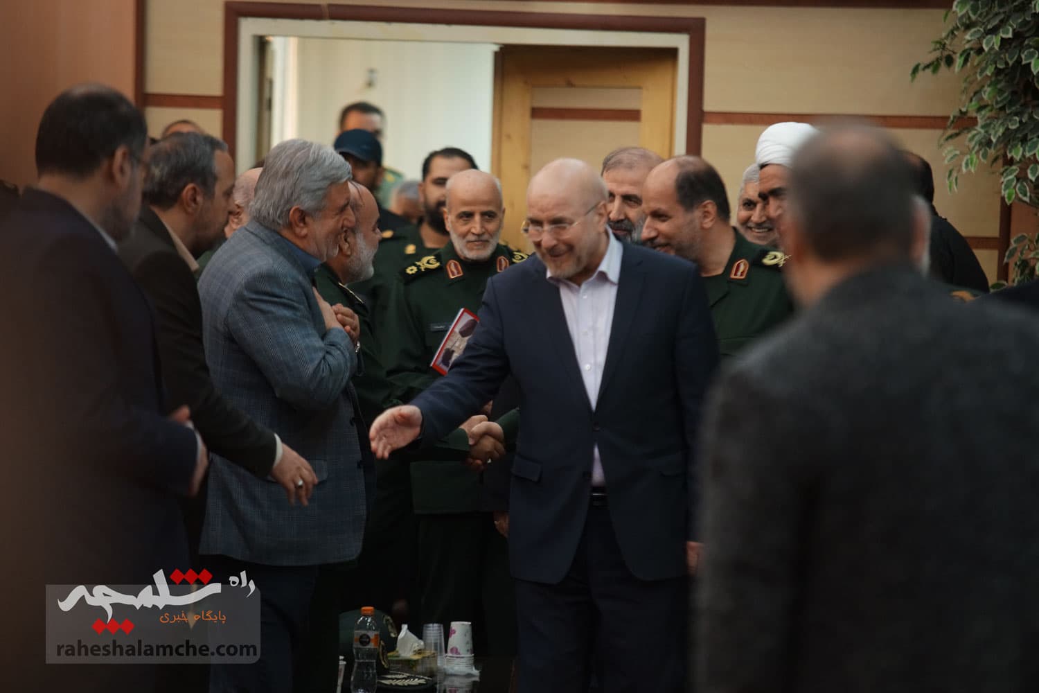 تجلیل از منتخبان جشنواره پژوهشی و فناوری در دانشگاه جامع امام حسین(ع) +تصاویر — تصویر 30