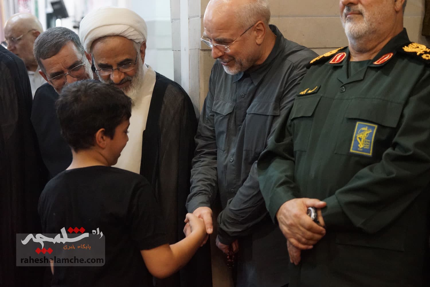 در مراسم اربعین سردار شهید سلامی چه کسانی بودند؟ +تصاویر — تصویر 17