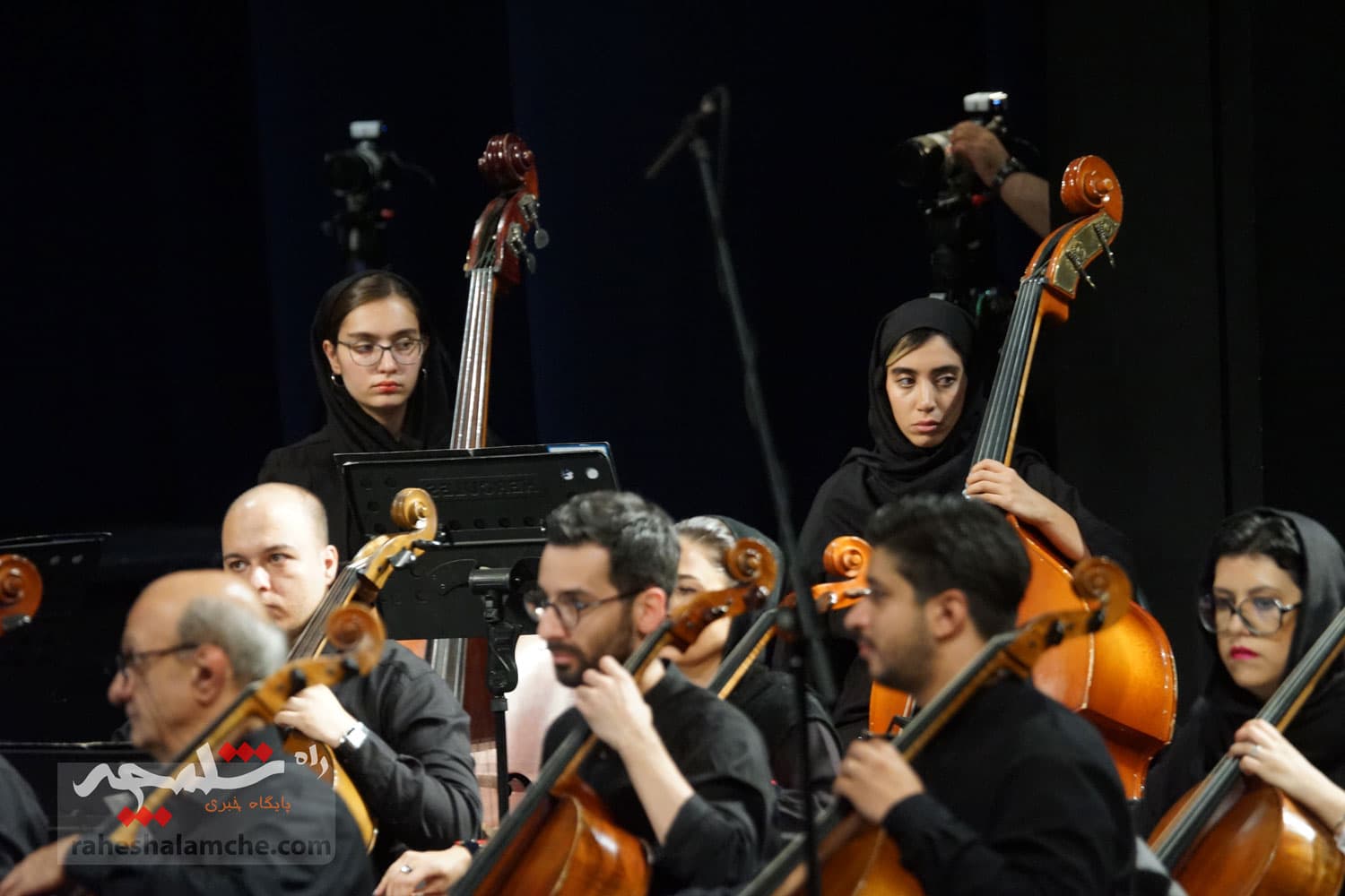 کنسرتی در تالار وحدت، تماشاگران را به وجد آورد +تصاویر — تصویر 80