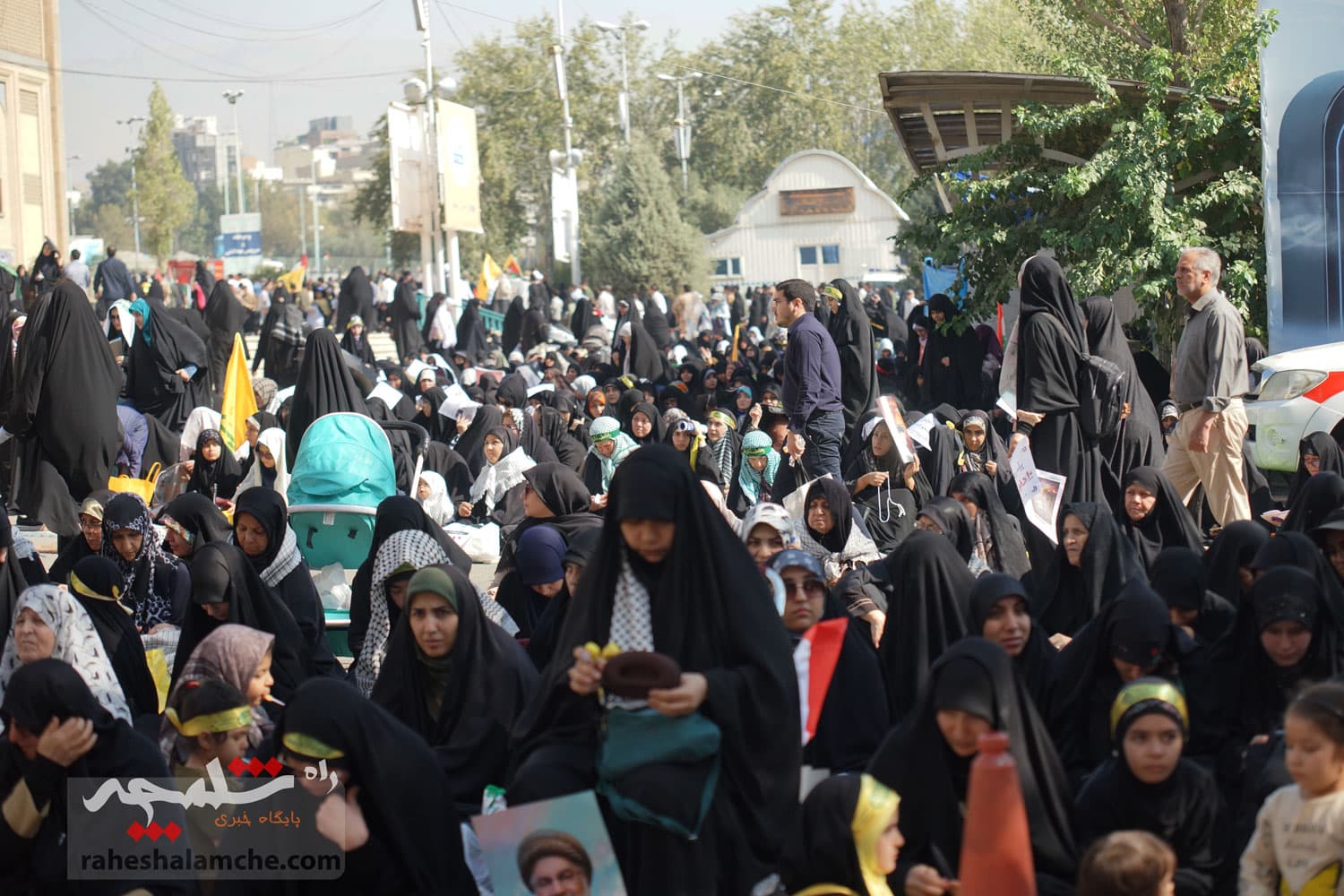 حاشیههای تصویری نمازجمعه امروز تهران — تصویر 23