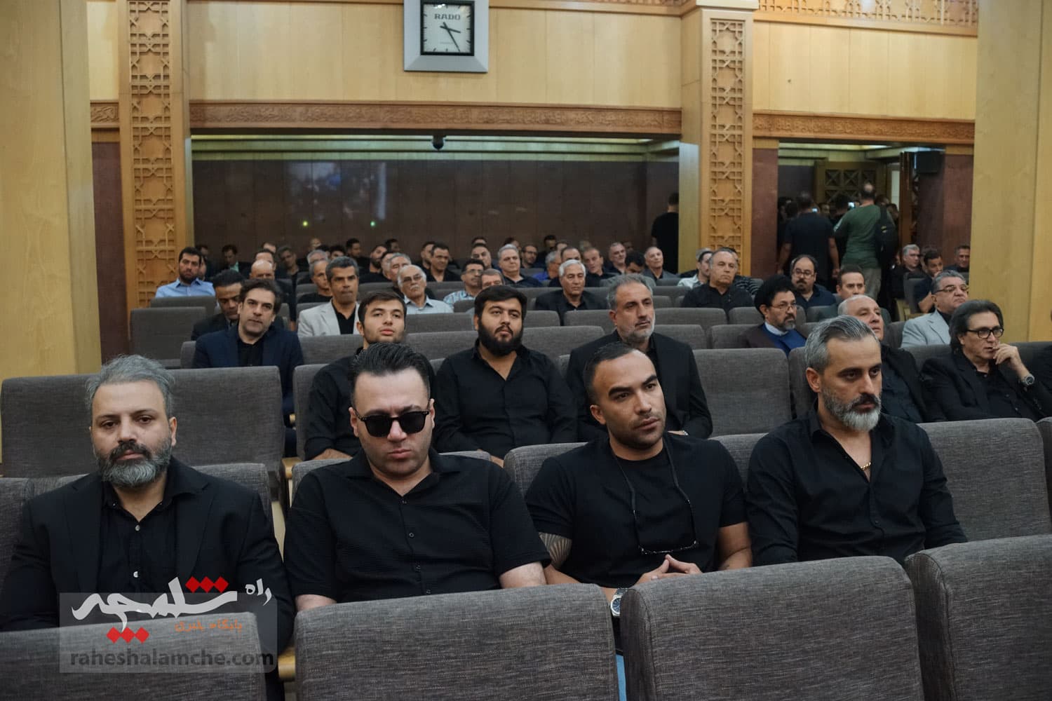 مراسم ختم پدر خداداد عزیزی چه کسانی بودند؟ +تصاویر(1) — تصویر 54