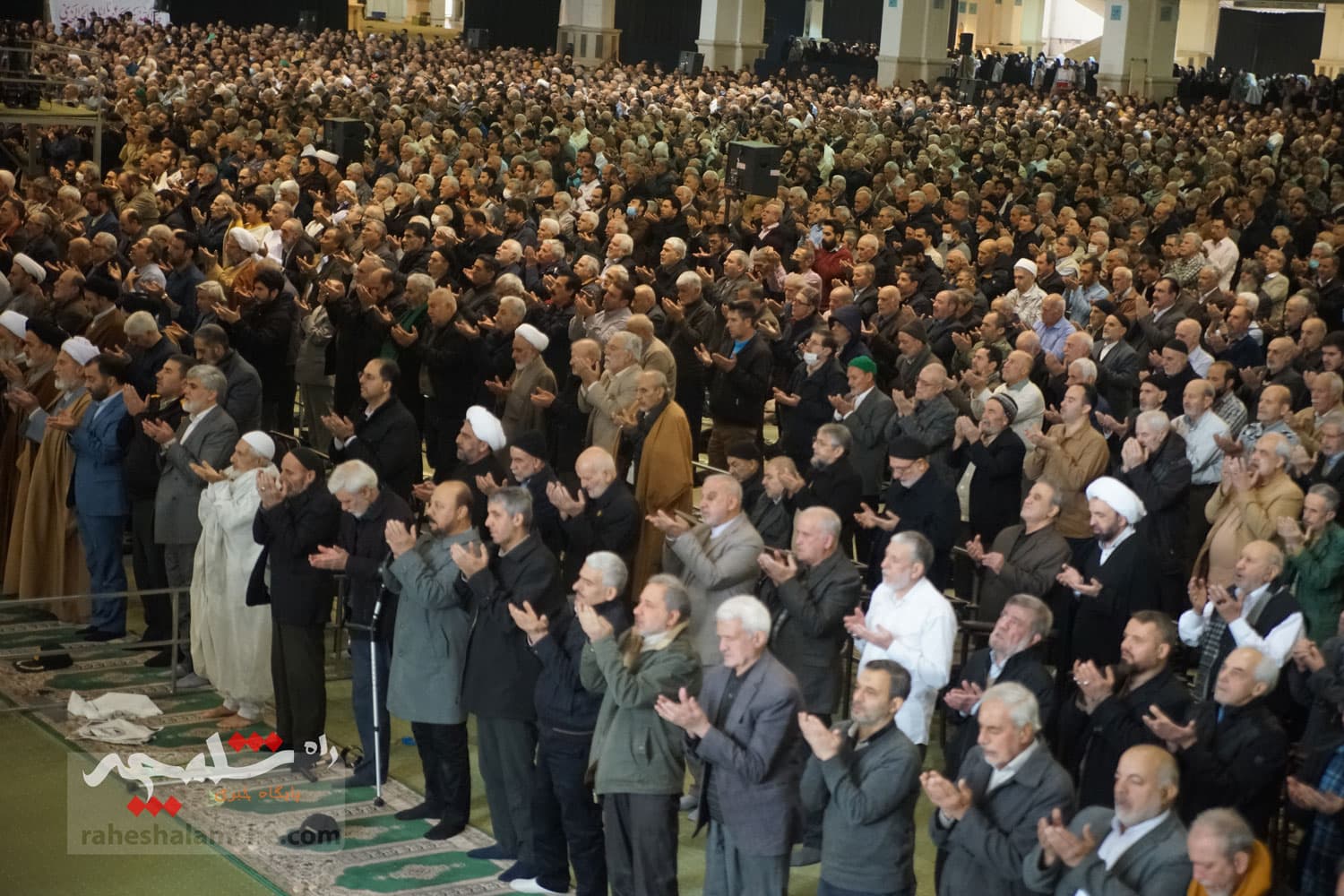 نمازجمعه تهران در روز نیمه شعبان برگزار شد +تصاویر — تصویر 38