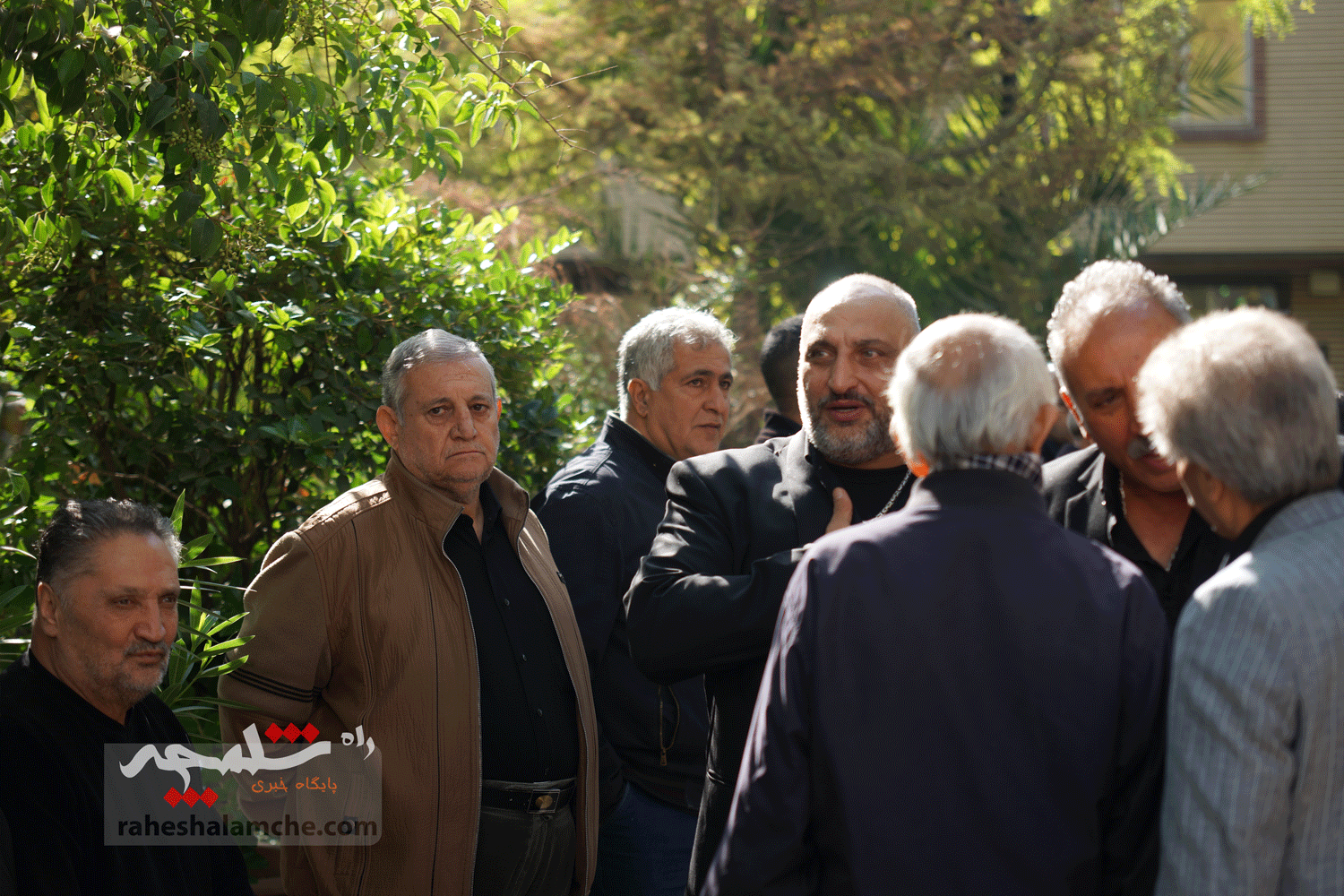 پیکر علیاکبر سفیدگران تشییع شد +تصاویر — تصویر 59