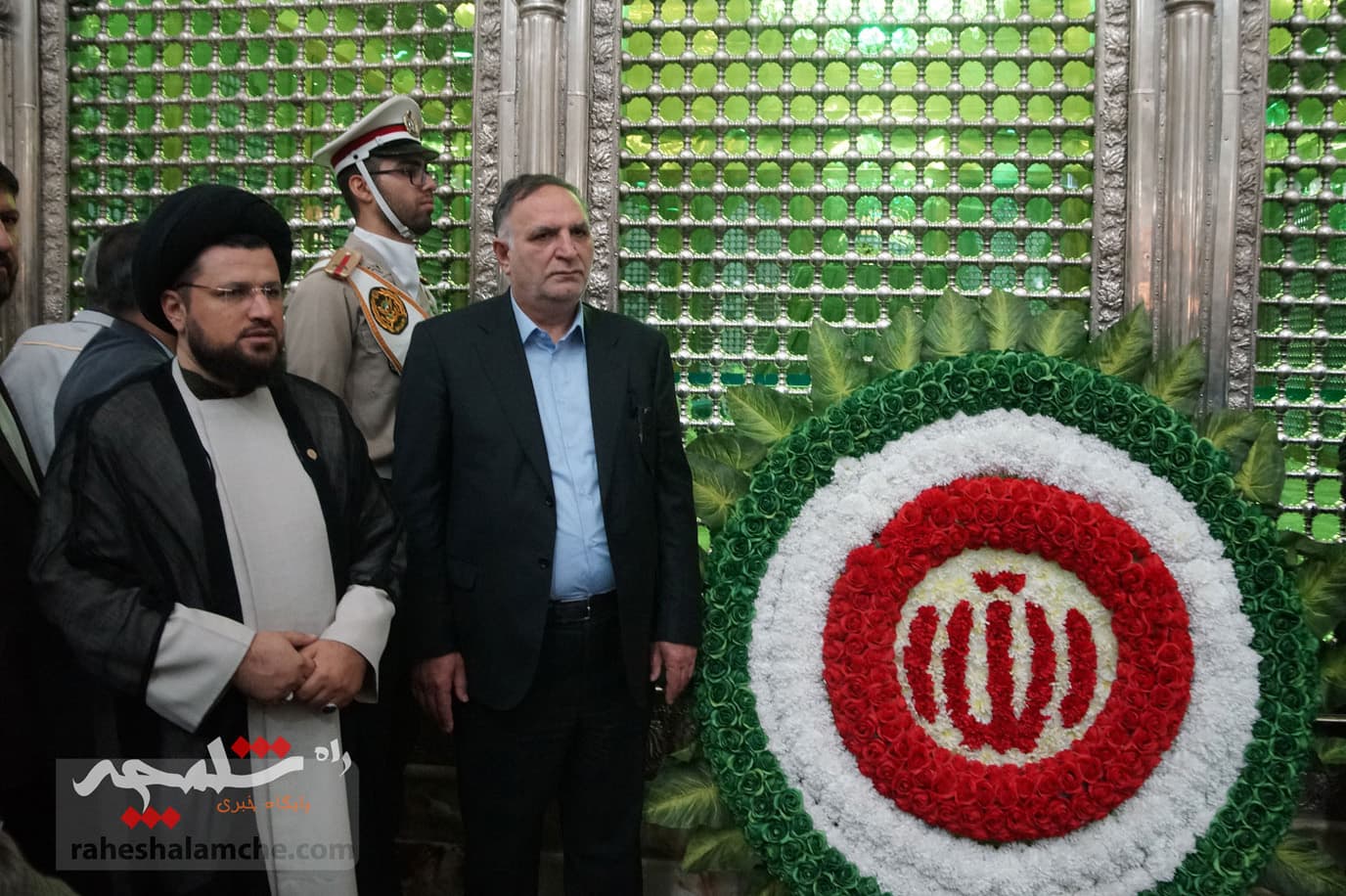 تجدید میثاق کارکنان شرکت دخانیات ایران با آرمانهای امام خمینی(ره) +تصاویر — تصویر 20