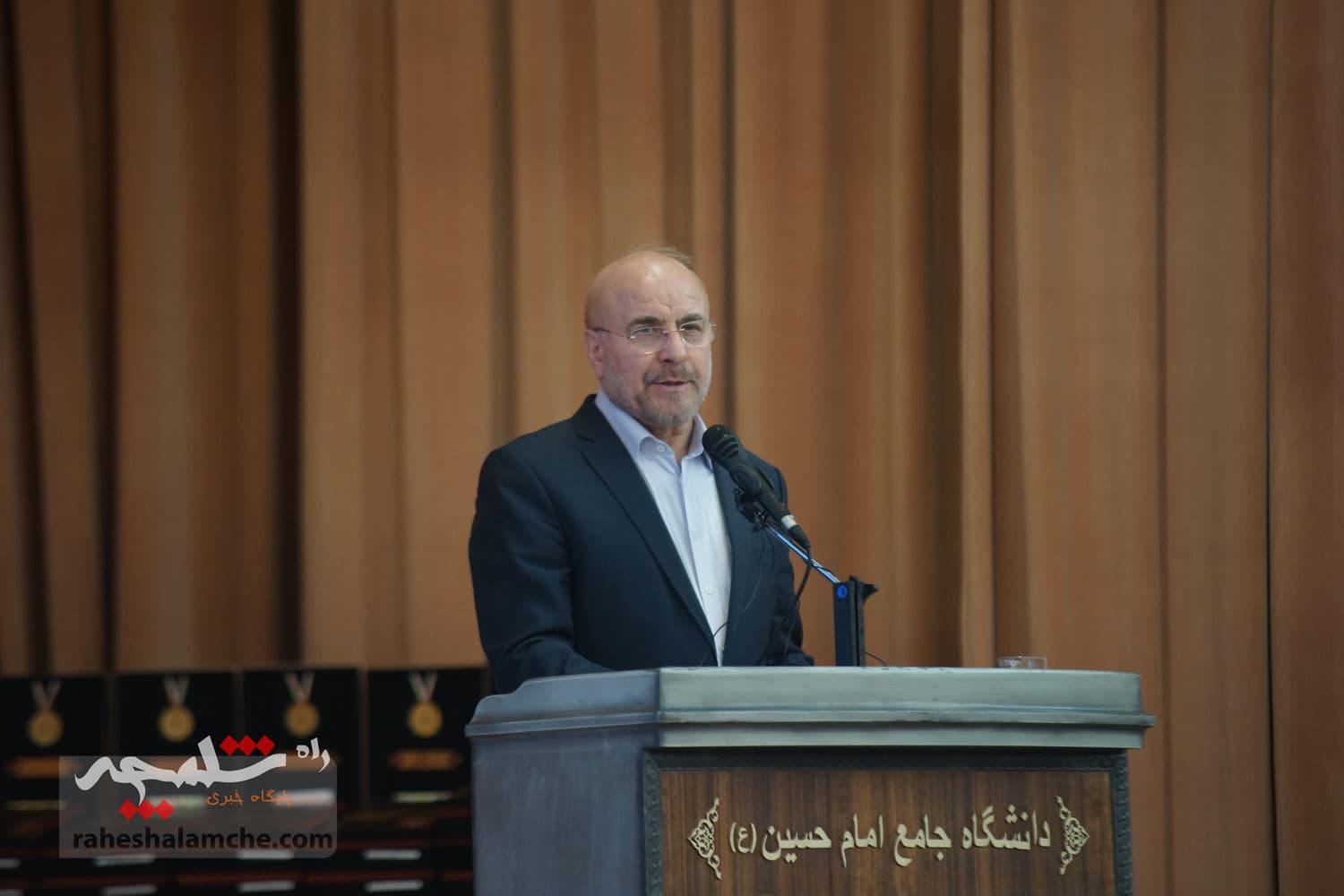 تجلیل از منتخبان جشنواره پژوهشی و فناوری در دانشگاه جامع امام حسین(ع) +تصاویر — تصویر 67