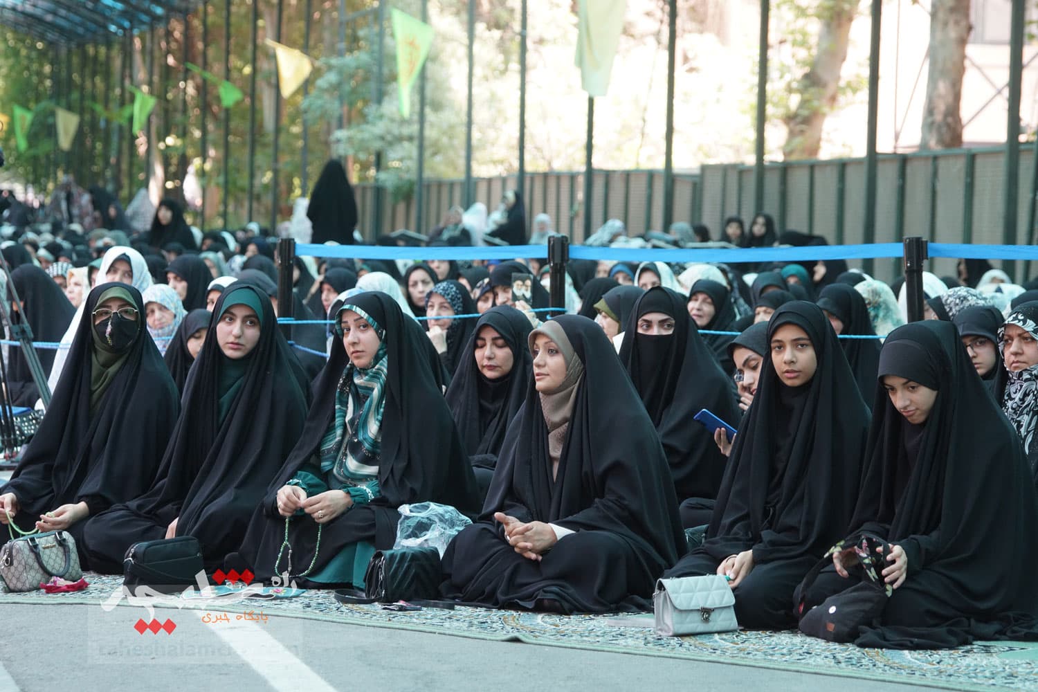 نماز جمعه تهران برگزار شد +تصاویر — تصویر 23
