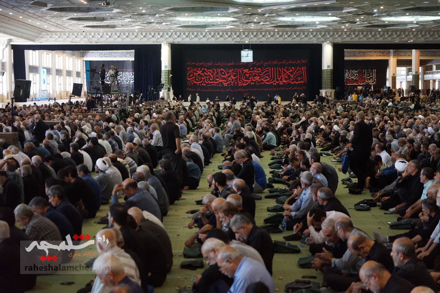 نماز جمعه این هفته تهران برگزار شد +تصاویر — تصویر 87