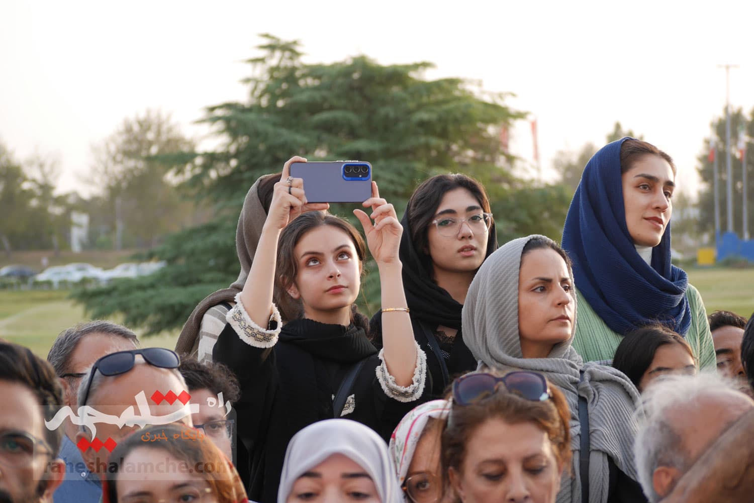 لحظاتی شاد با اجرای ارکستر سمفونیک ایران در میدان آزادی تهران +تصاویر — تصویر 26