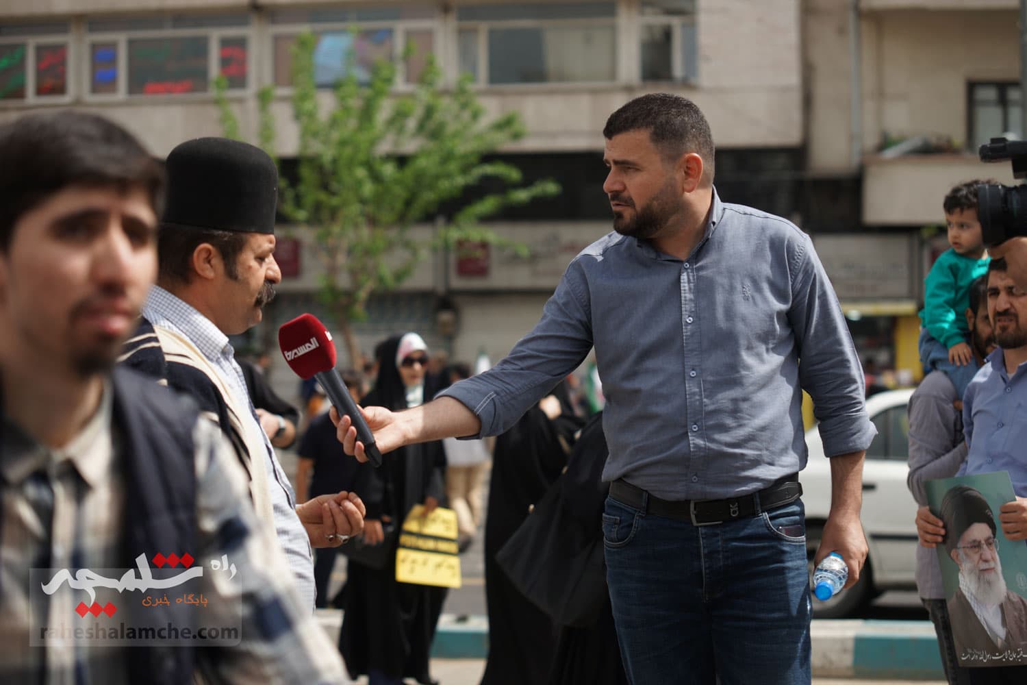 واکنش نمازگزاران تهرانی در راهپیمایی حمایت از غزه به مذاکره +تصاویر — تصویر 28