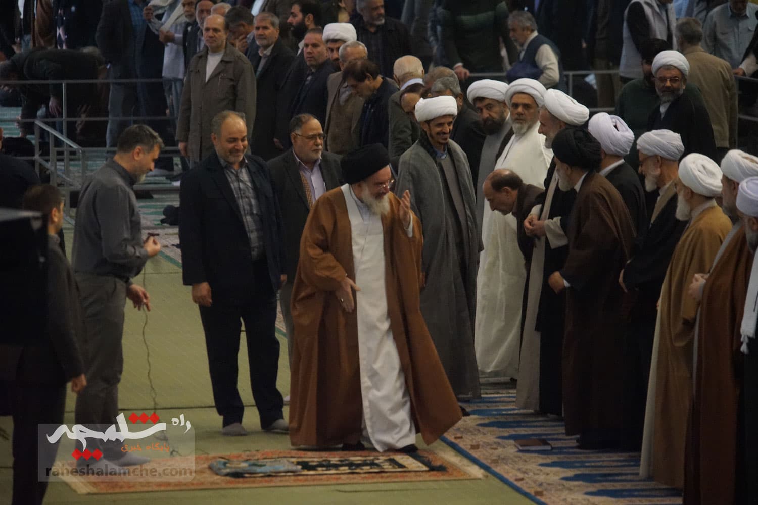نمازجمعه تهران در روز نیمه شعبان برگزار شد +تصاویر — تصویر 31