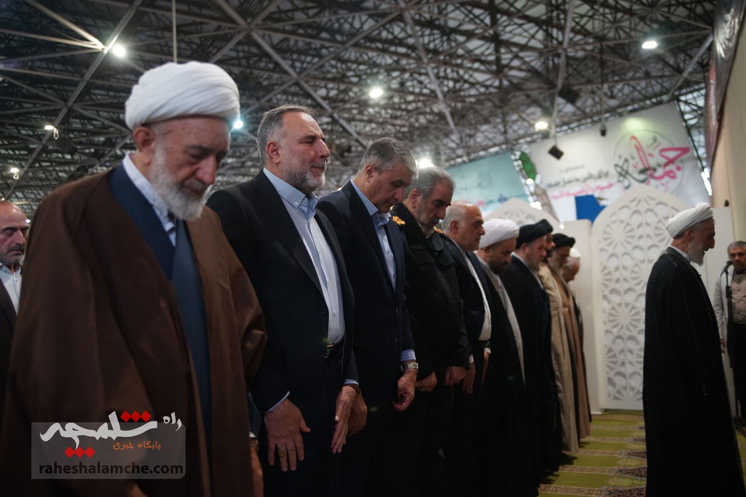 گزارش تصویری نماز جمعه تهران- 22 فروردین — تصویر 86