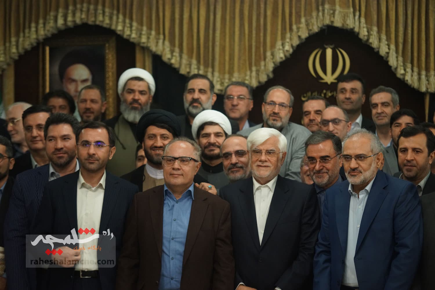 مراسم تودیع و معارفه معاونان جدید و پیشین پارلمانی رئیسجمهور +تصاویر — تصویر 83