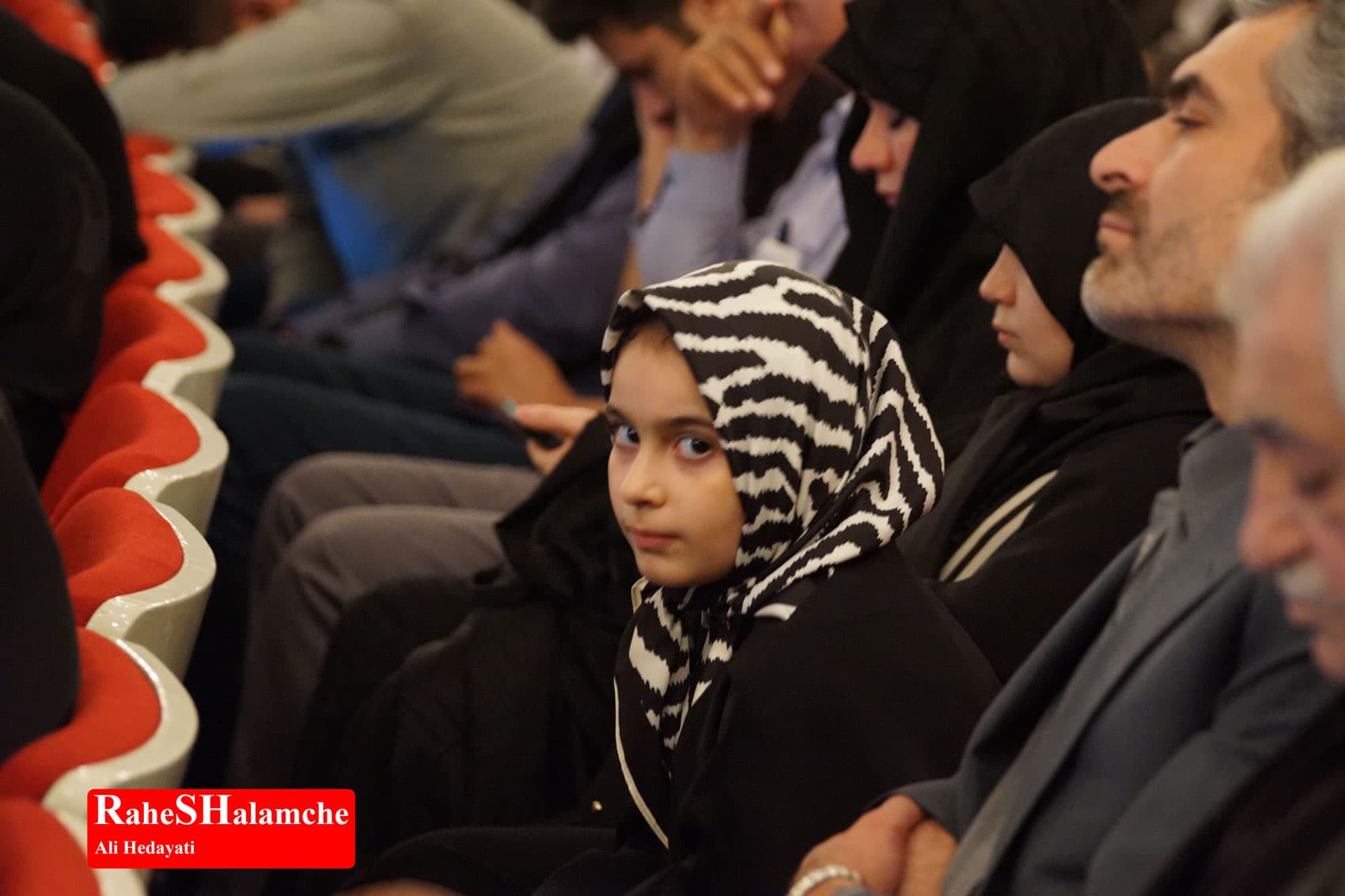 پزشکیان پا به توپ شد +تصاویر — تصویر 26